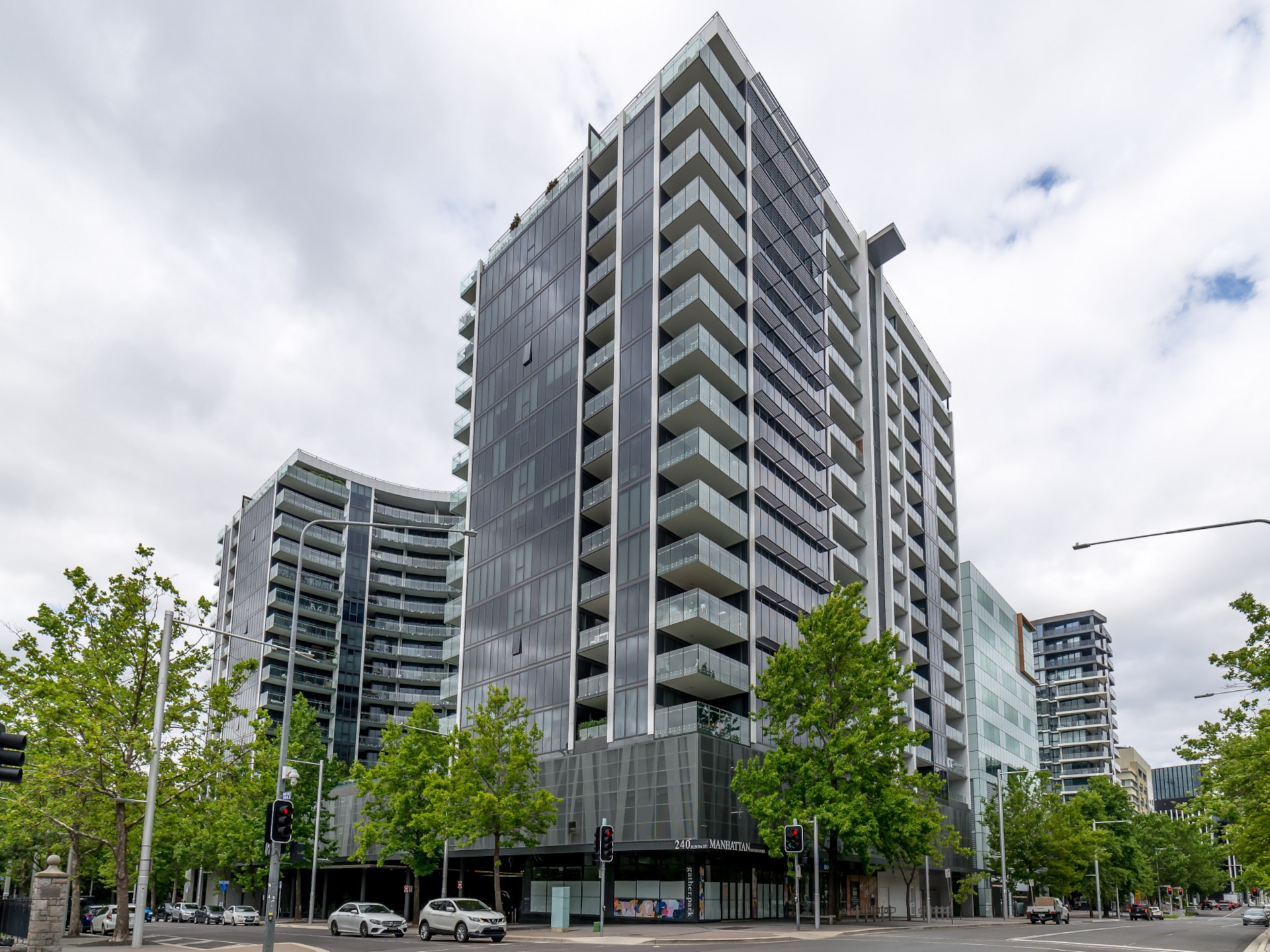 Luxe appartement met panoramisch uitzicht op Mount Ainslie en de stad - foto 15