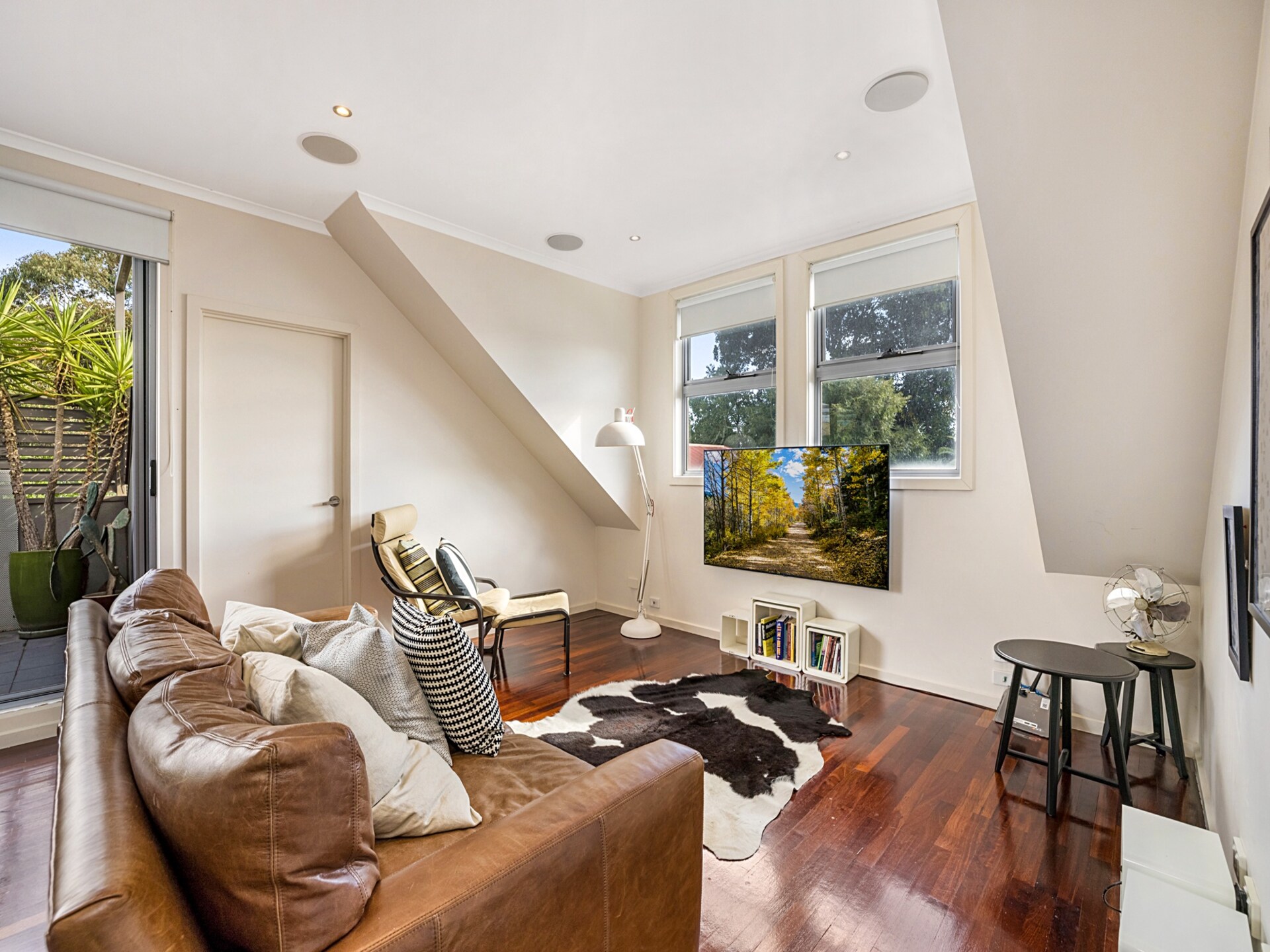 Licht appartement in Northcote met barbecue-terras - foto 6