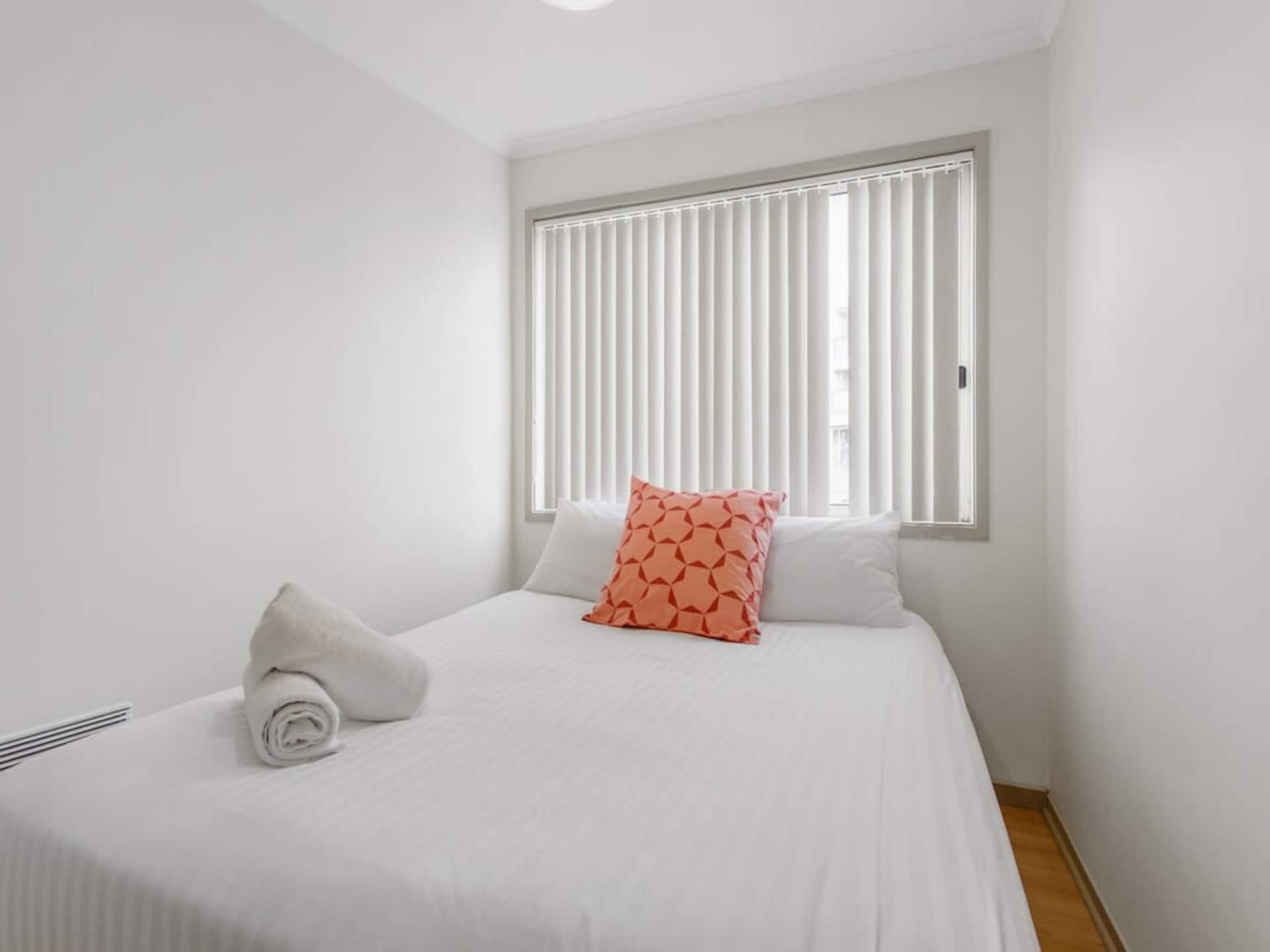 Luxe appartement in Belconnen met balkon en uitzicht op het meer - foto 11