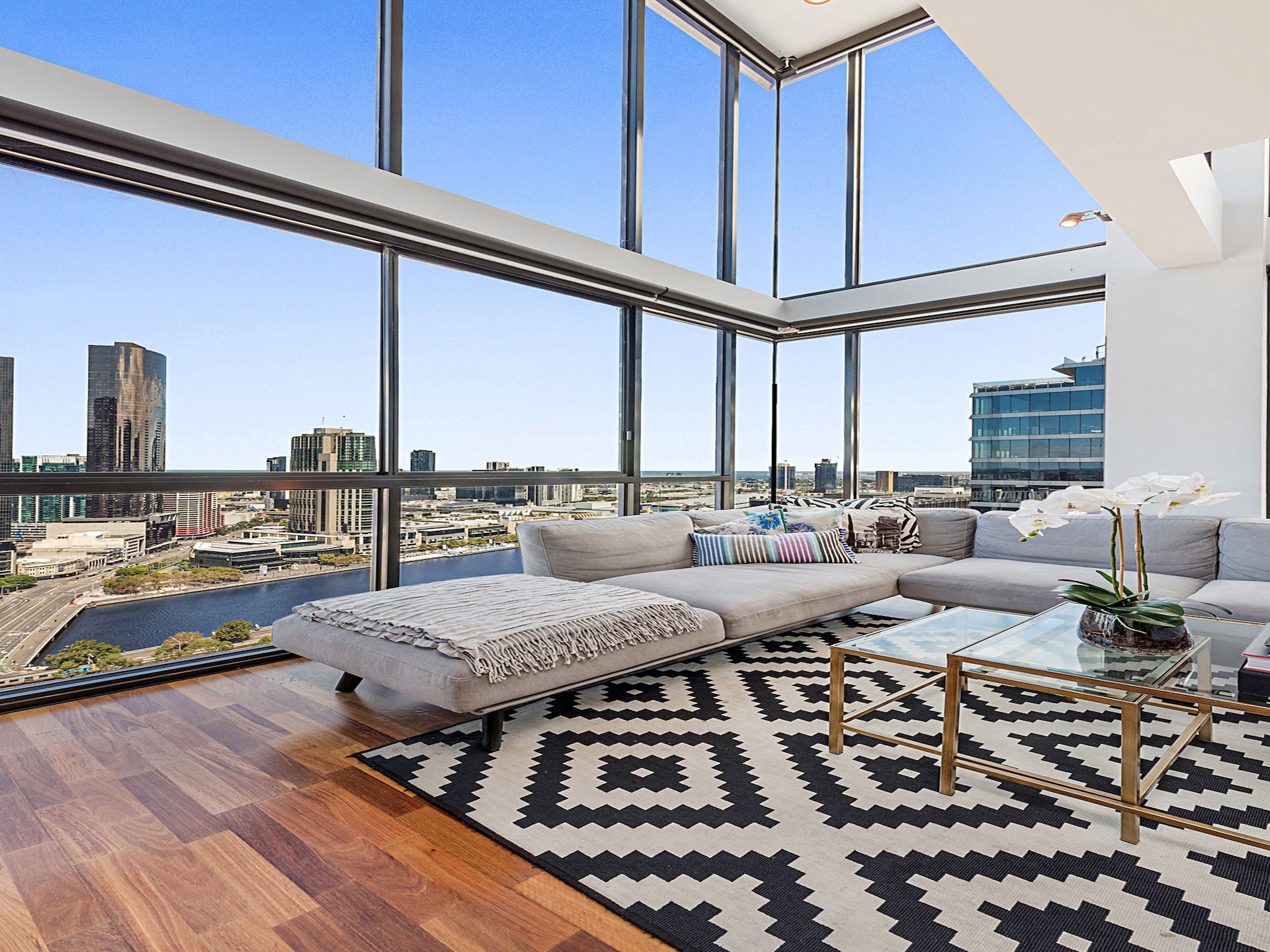 Luxe appartement in Melbourne CBD met panoramisch stadsgezicht - foto 16