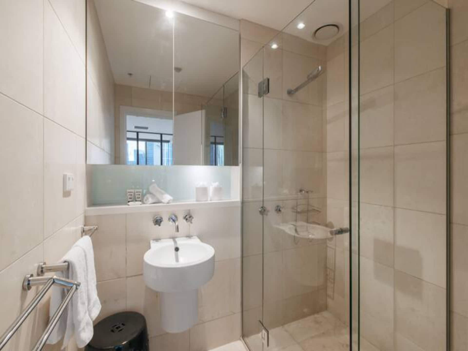 Luxe appartement in Melbourne CBD met panoramisch stadsgezicht - foto 37
