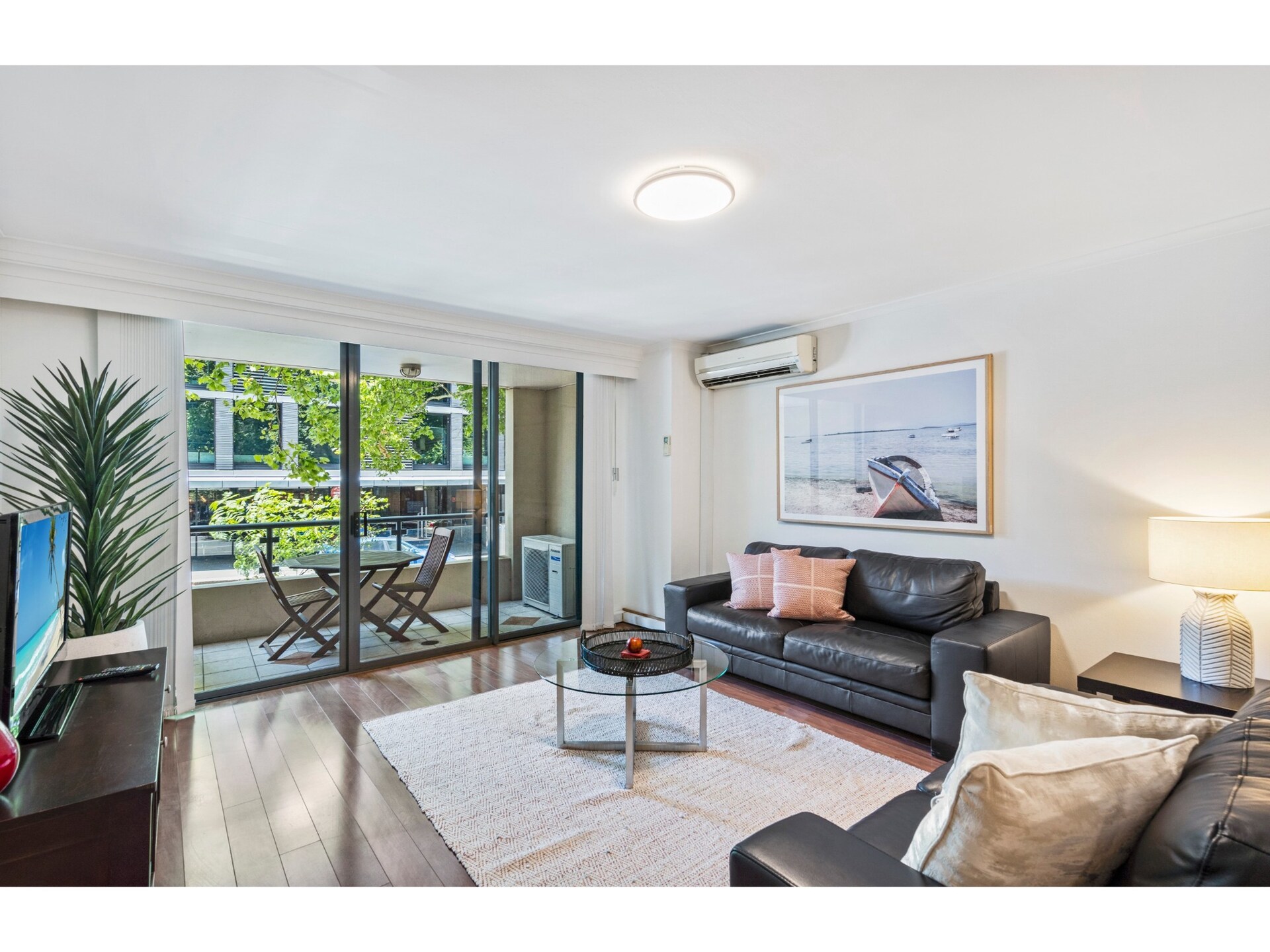 Licht appartement in Pyrmont met zwembad vlakbij Darling Harbour - foto 12