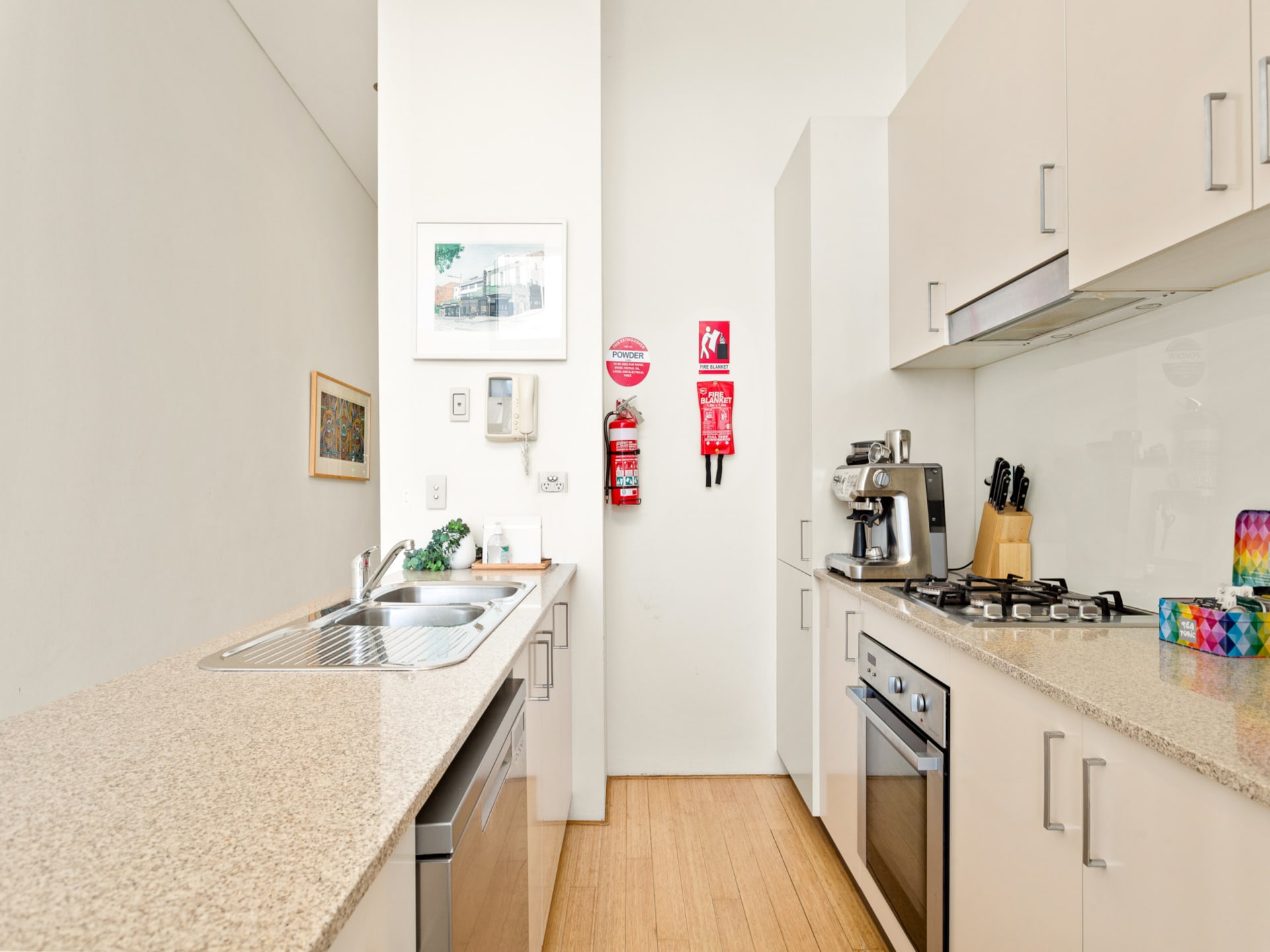 Modern appartement in Forest Lodge met uitzicht op de stad - foto 3
