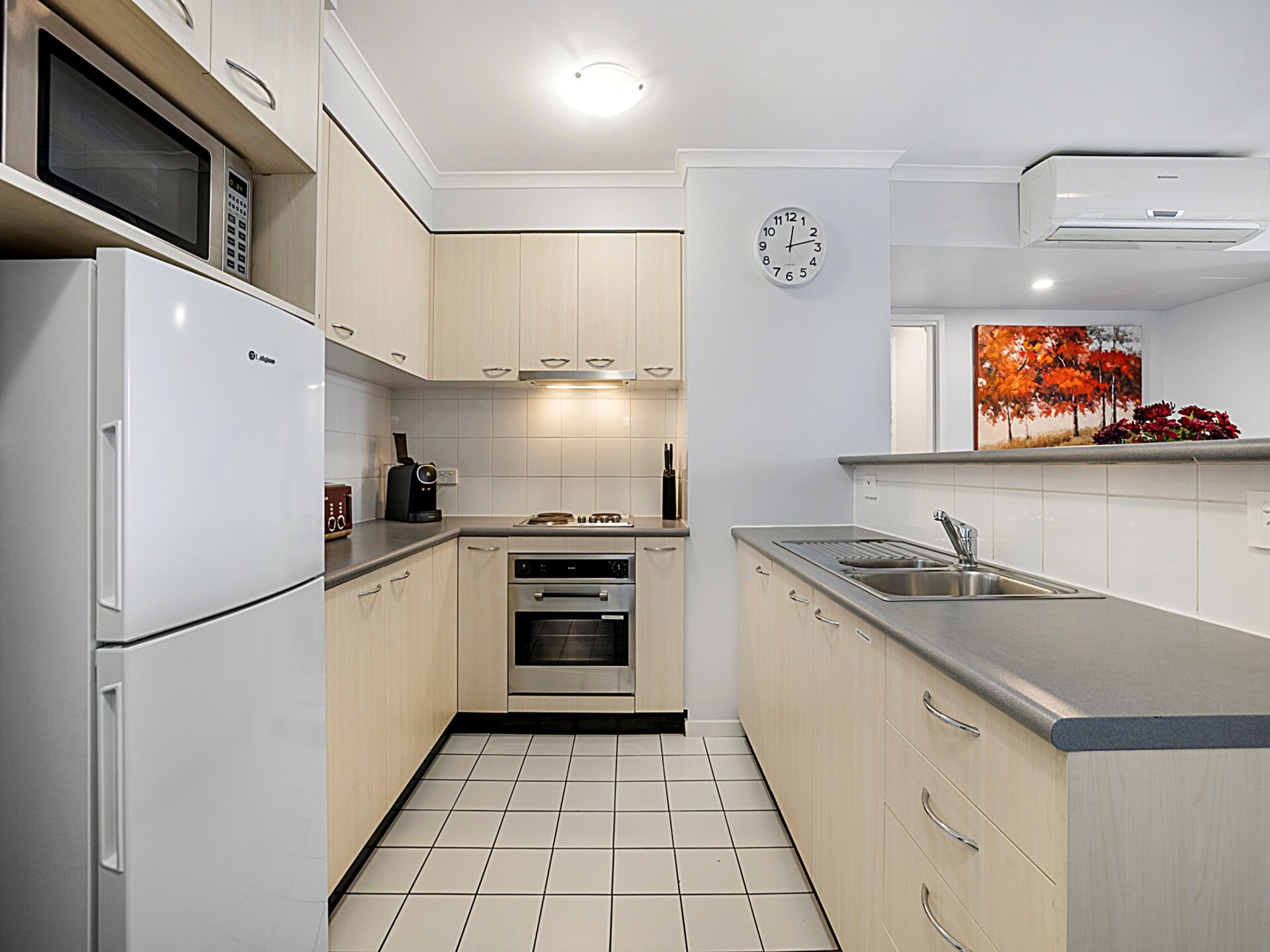 Ruim appartement in Melbourne met balkon en gratis tram naar CBD - foto 4