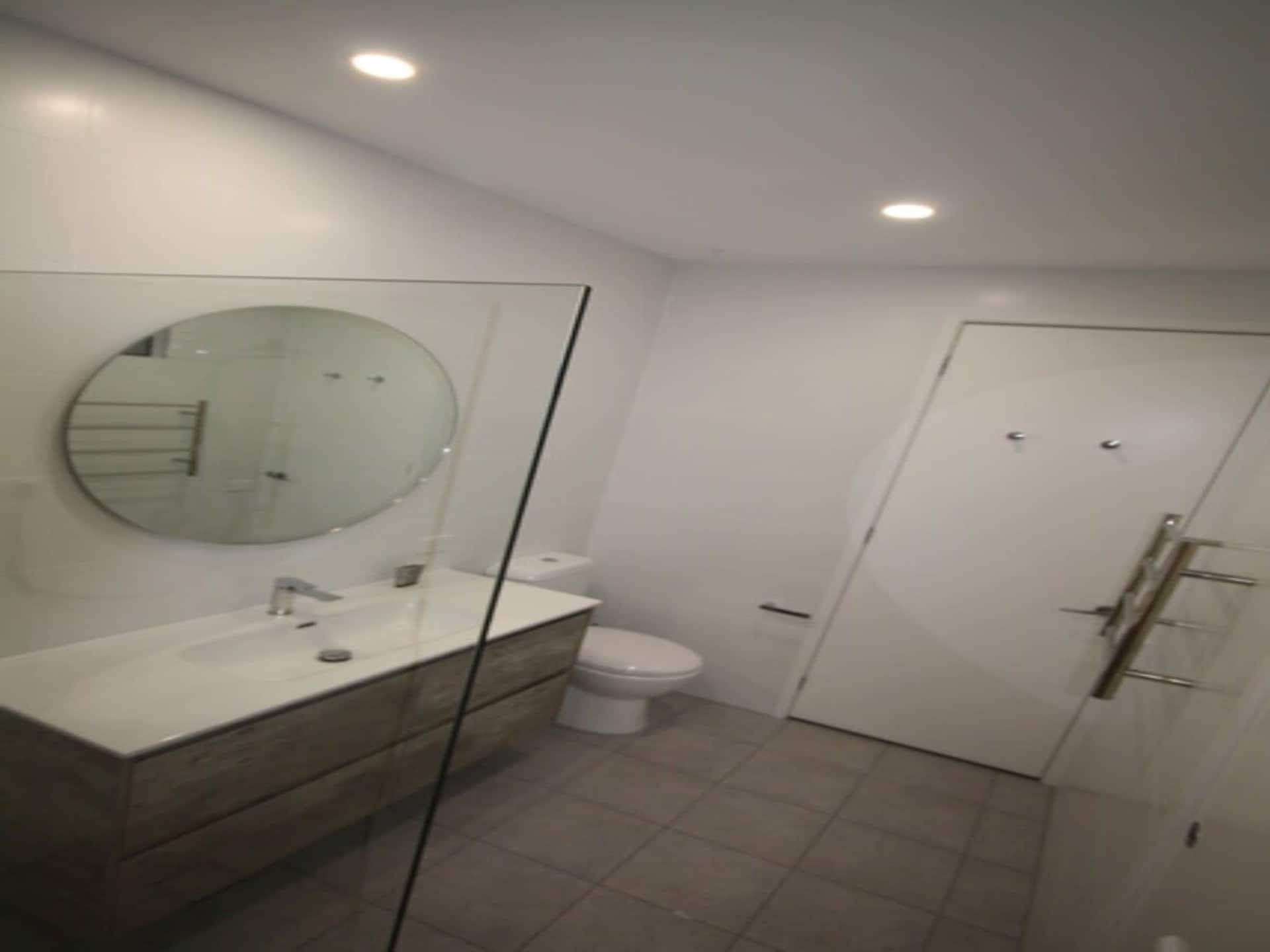 Modern appartement met balkon in het hart van Collingwood - foto 16