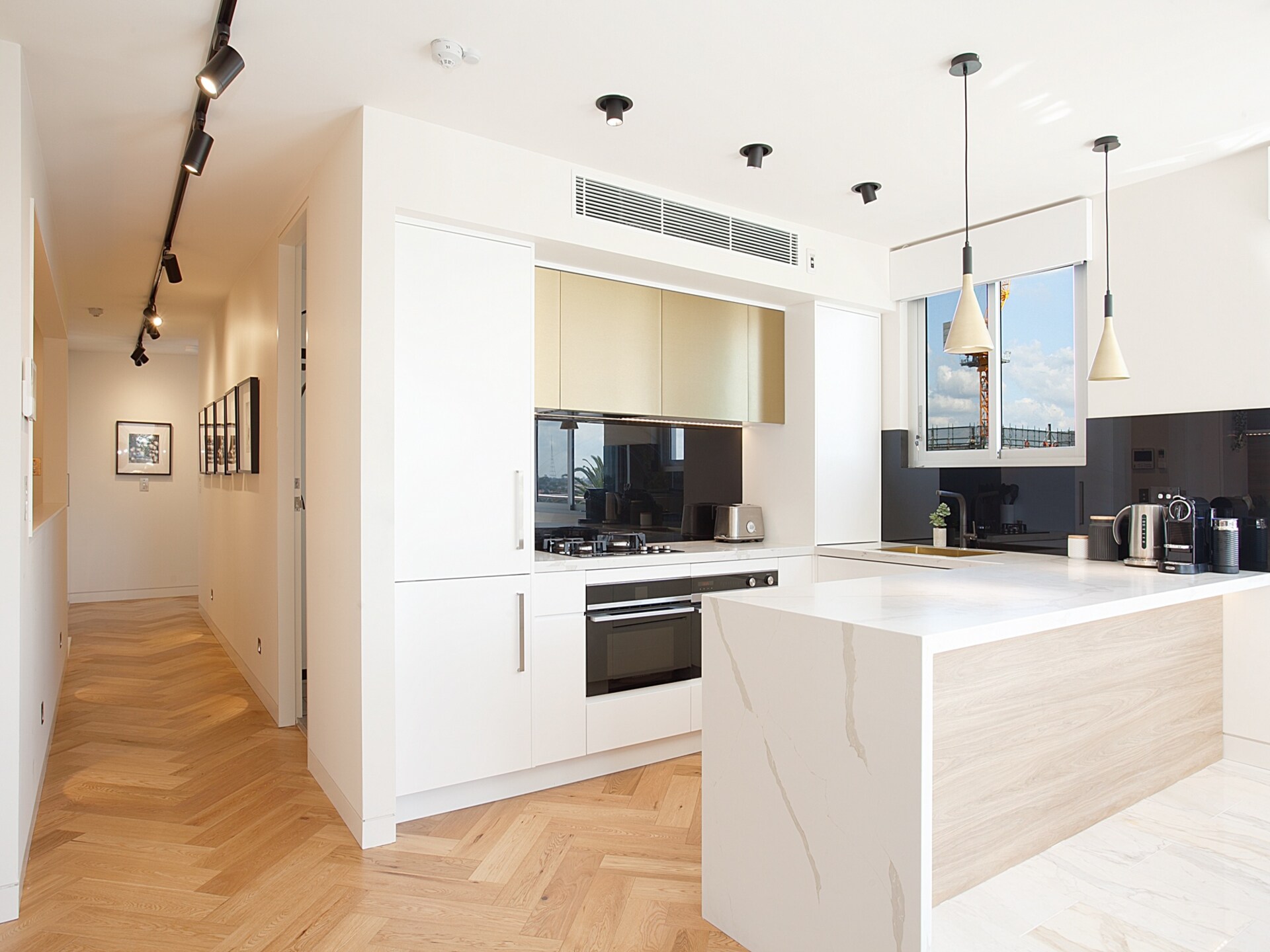 Stijlvol appartement in Cremorne met ruim balkon en uitzicht - foto 12