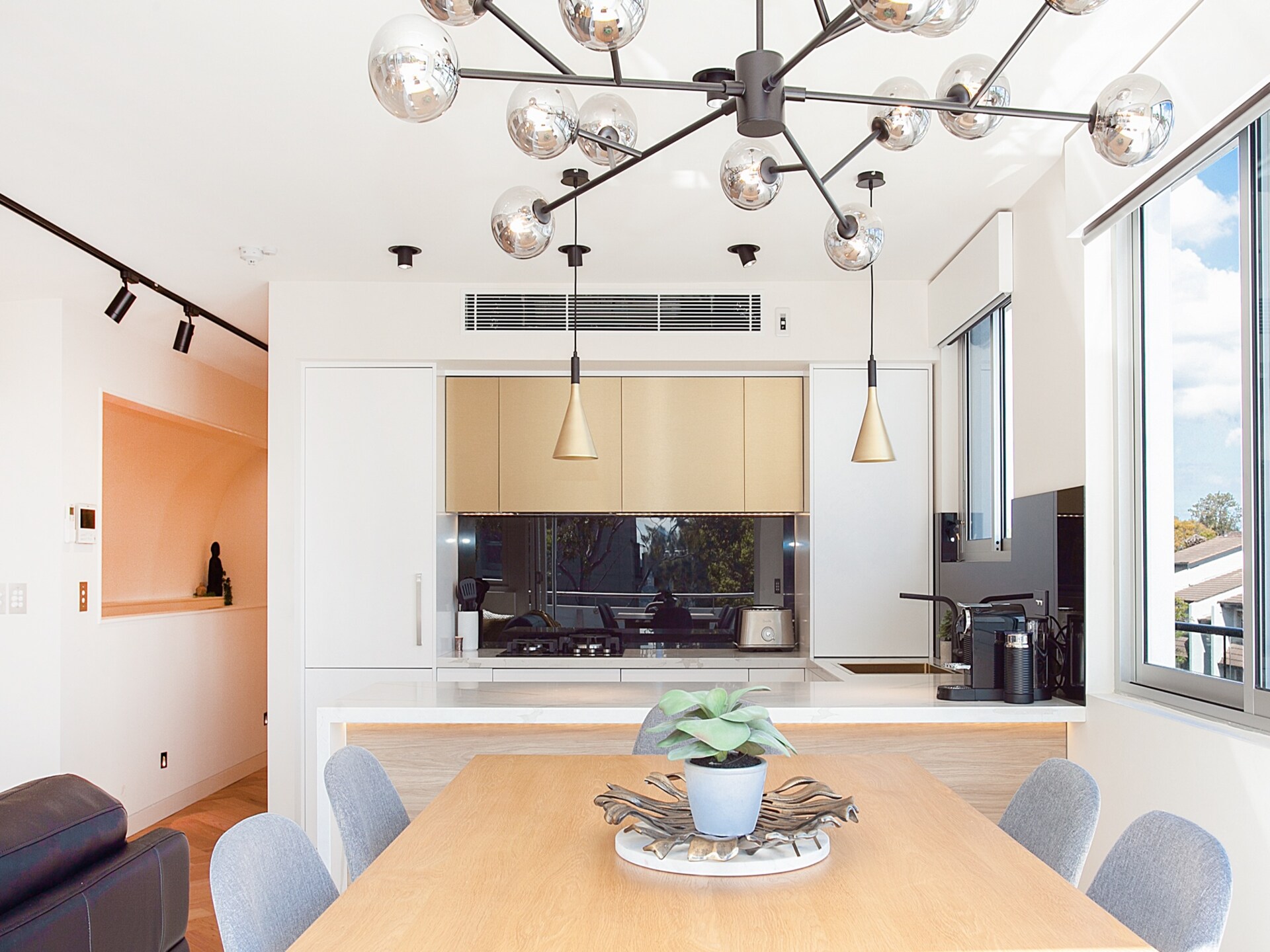 Stijlvol appartement in Cremorne met ruim balkon en uitzicht - foto 10