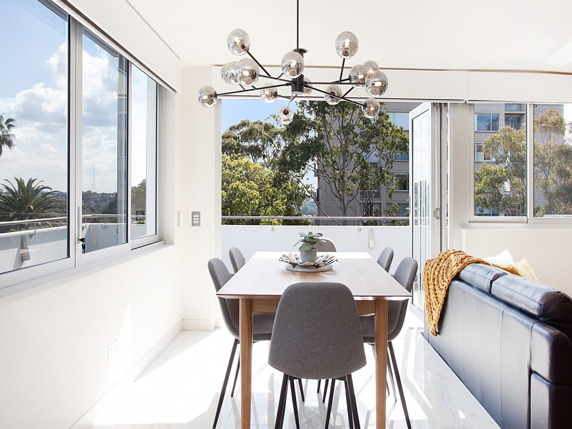 Stijlvol appartement in Cremorne met ruim balkon en uitzicht - foto 11