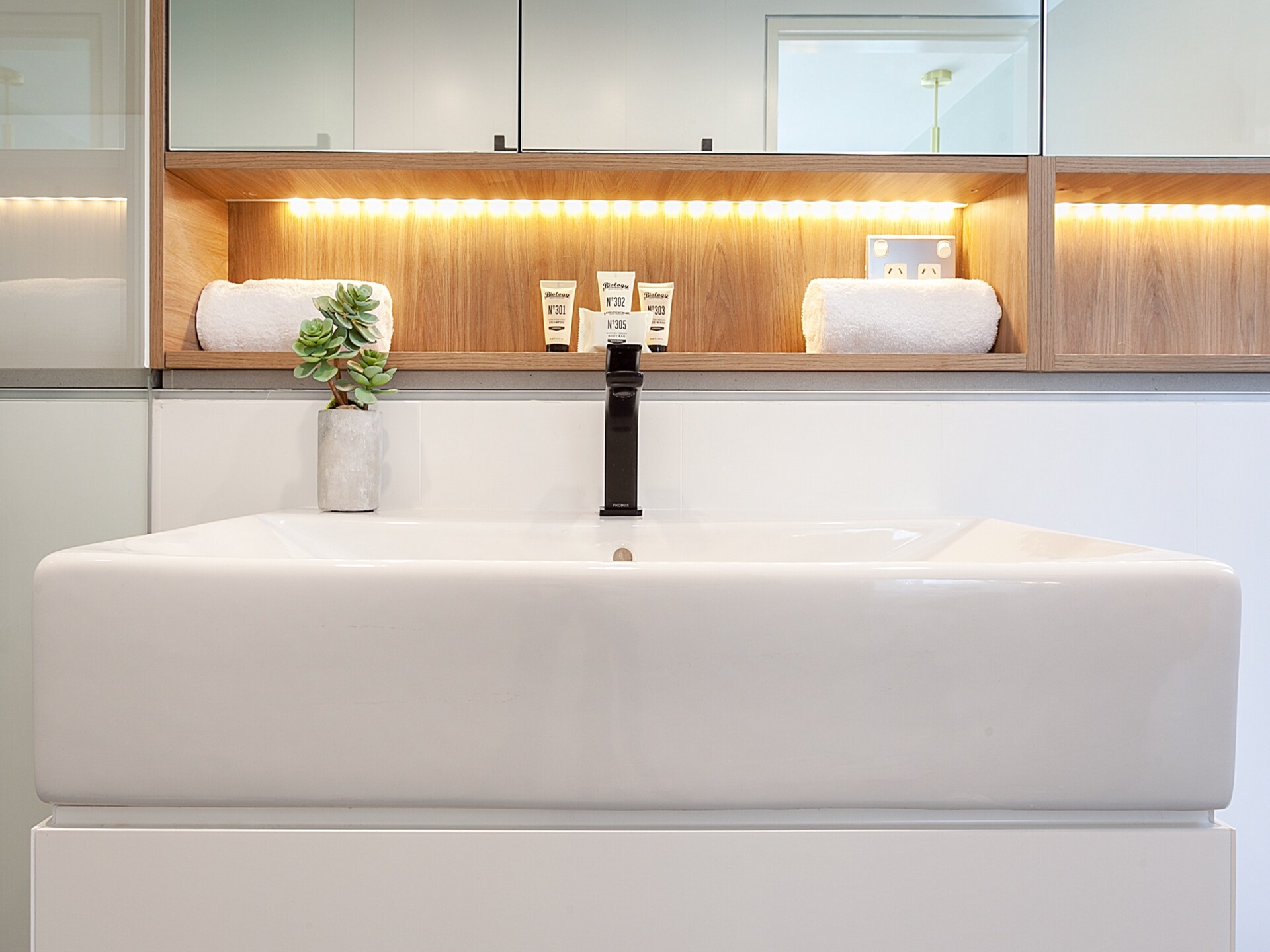 Stijlvol appartement in Cremorne met ruim balkon en uitzicht - foto 17