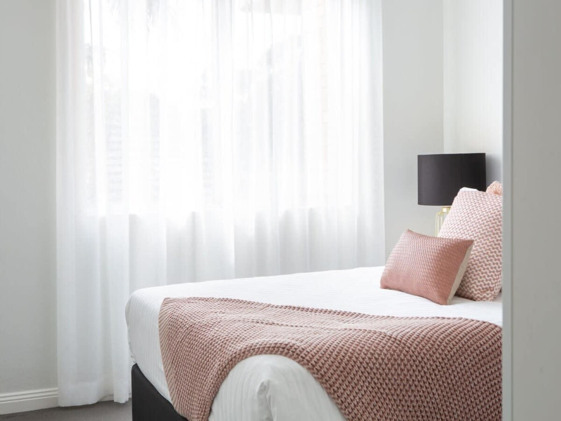 Licht en ruim appartement in het groene Lane Cove - foto 4
