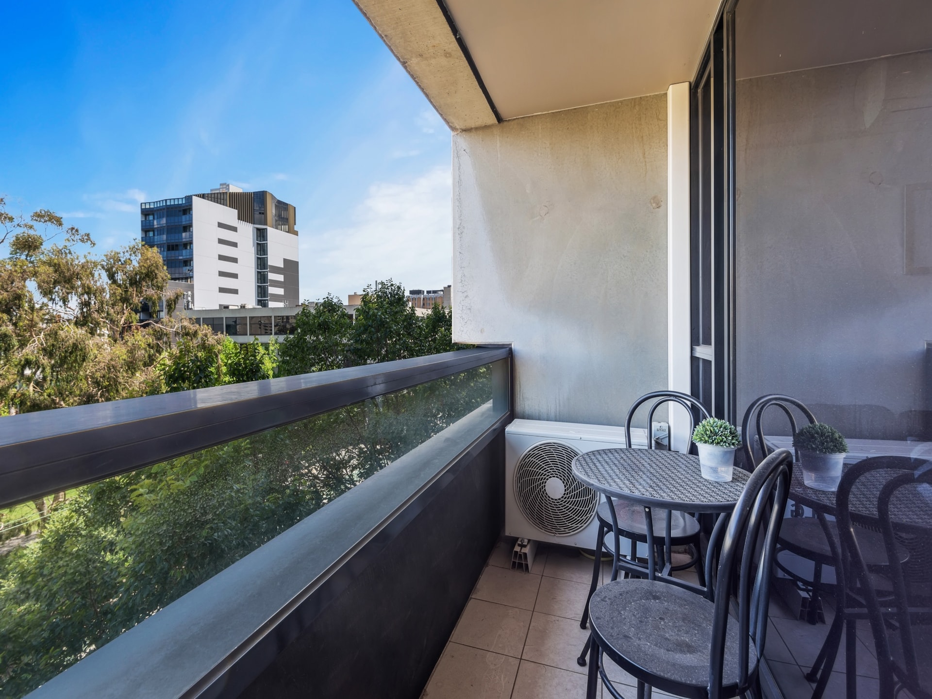 Modern appartement in Carlton op loopafstand van Lincoln Square - foto 9