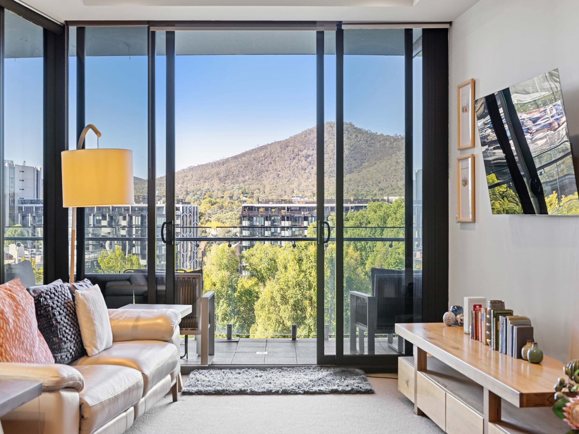 Modern appartement met uitzicht op Mount Ainslie in Canberra - foto 4