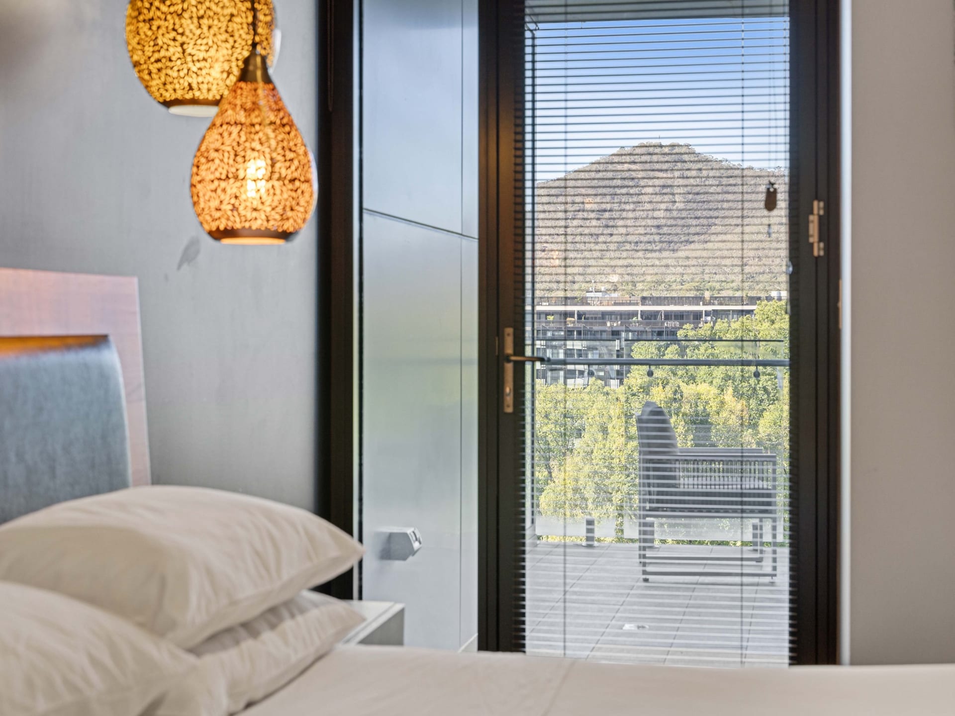 Modern appartement met uitzicht op Mount Ainslie in Canberra - foto 13