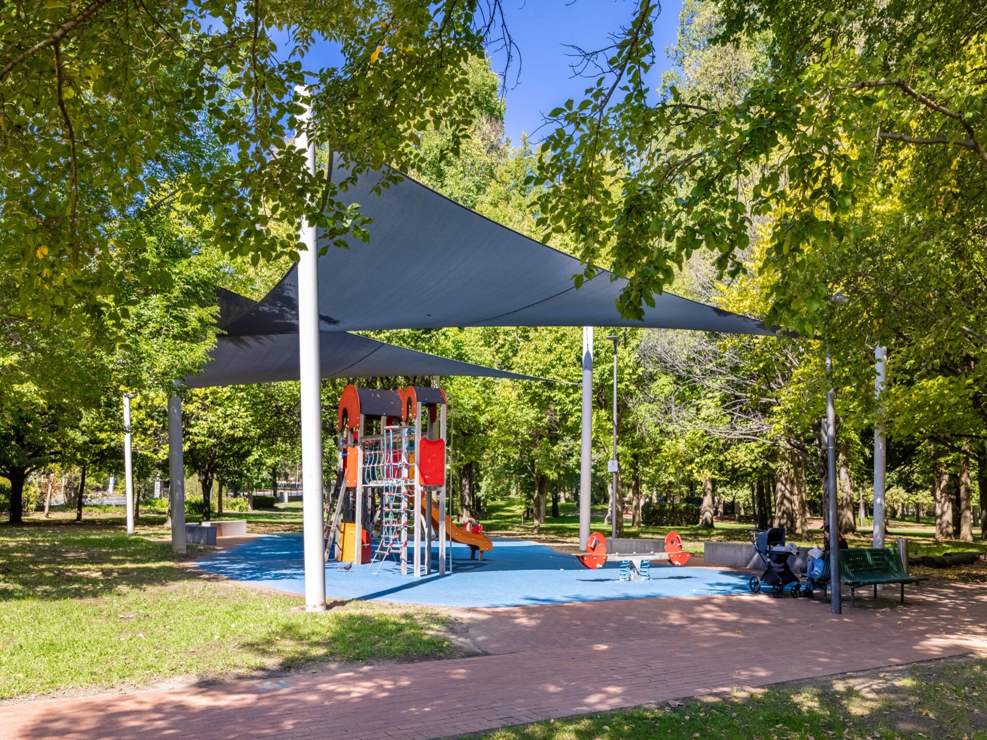 Modern appartement met uitzicht op Mount Ainslie in Canberra - foto 24