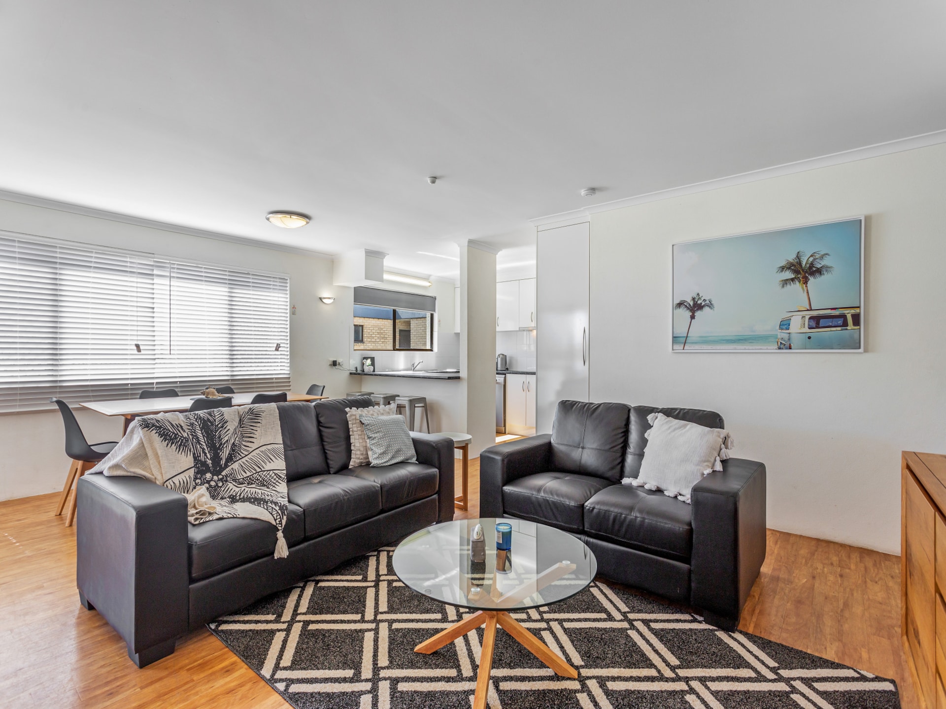 Licht appartement met 2 slaapkamers op loopafstand van het strand - foto 7