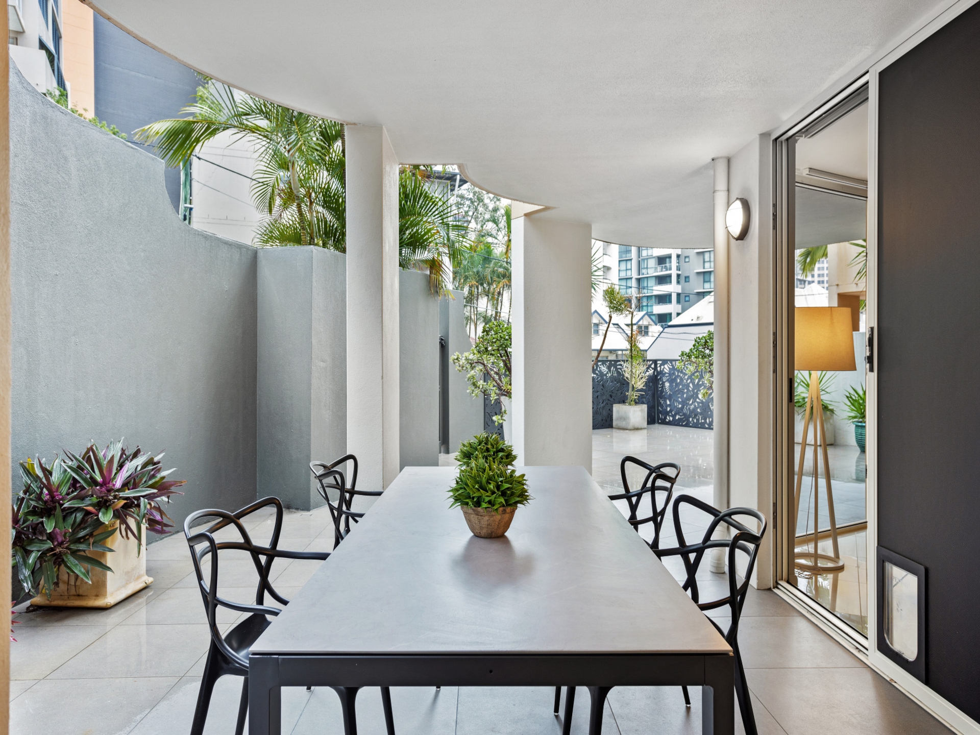 Stijlvol appartement met zwembad en beveiligde parking in Brisbane's Spring Hill - foto 12