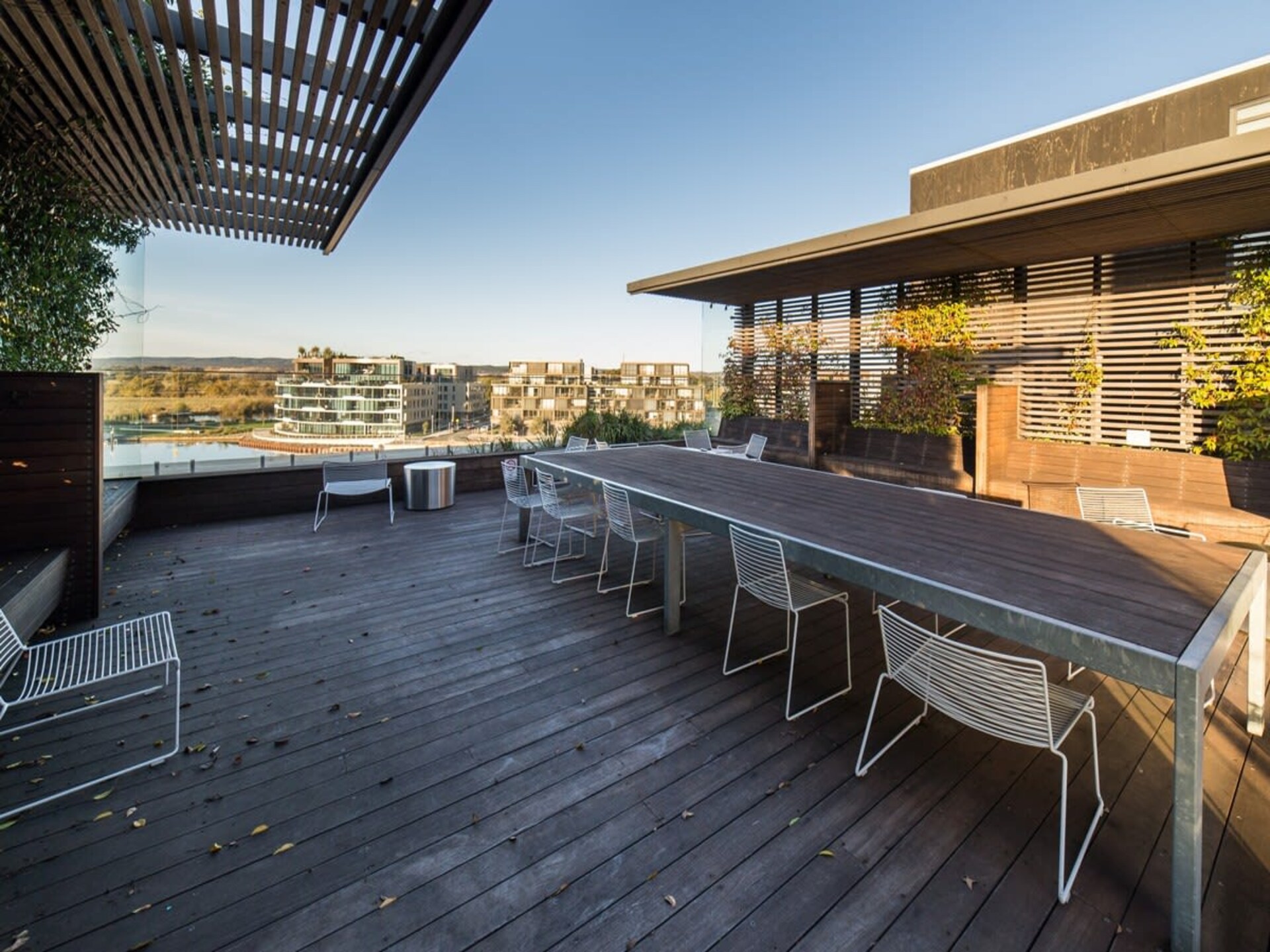 Chic appartement aan het water met uitzicht op Lake Burley Griffin - foto 5