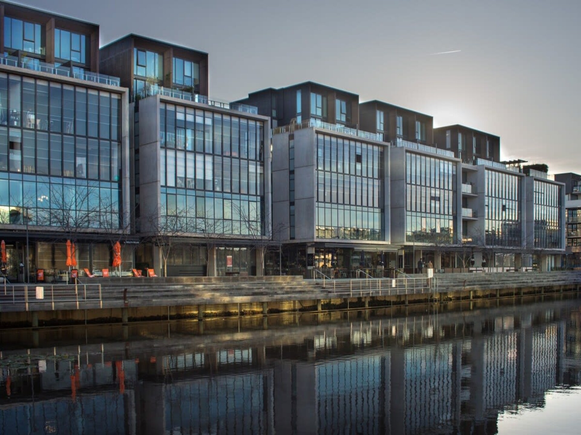 Chic appartement aan het water met uitzicht op Lake Burley Griffin - foto 11