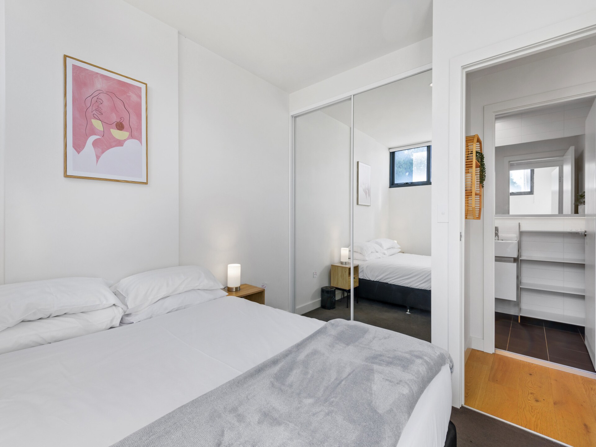 Chic appartement met balkon tegenover Melbourne Showgrounds - foto 10