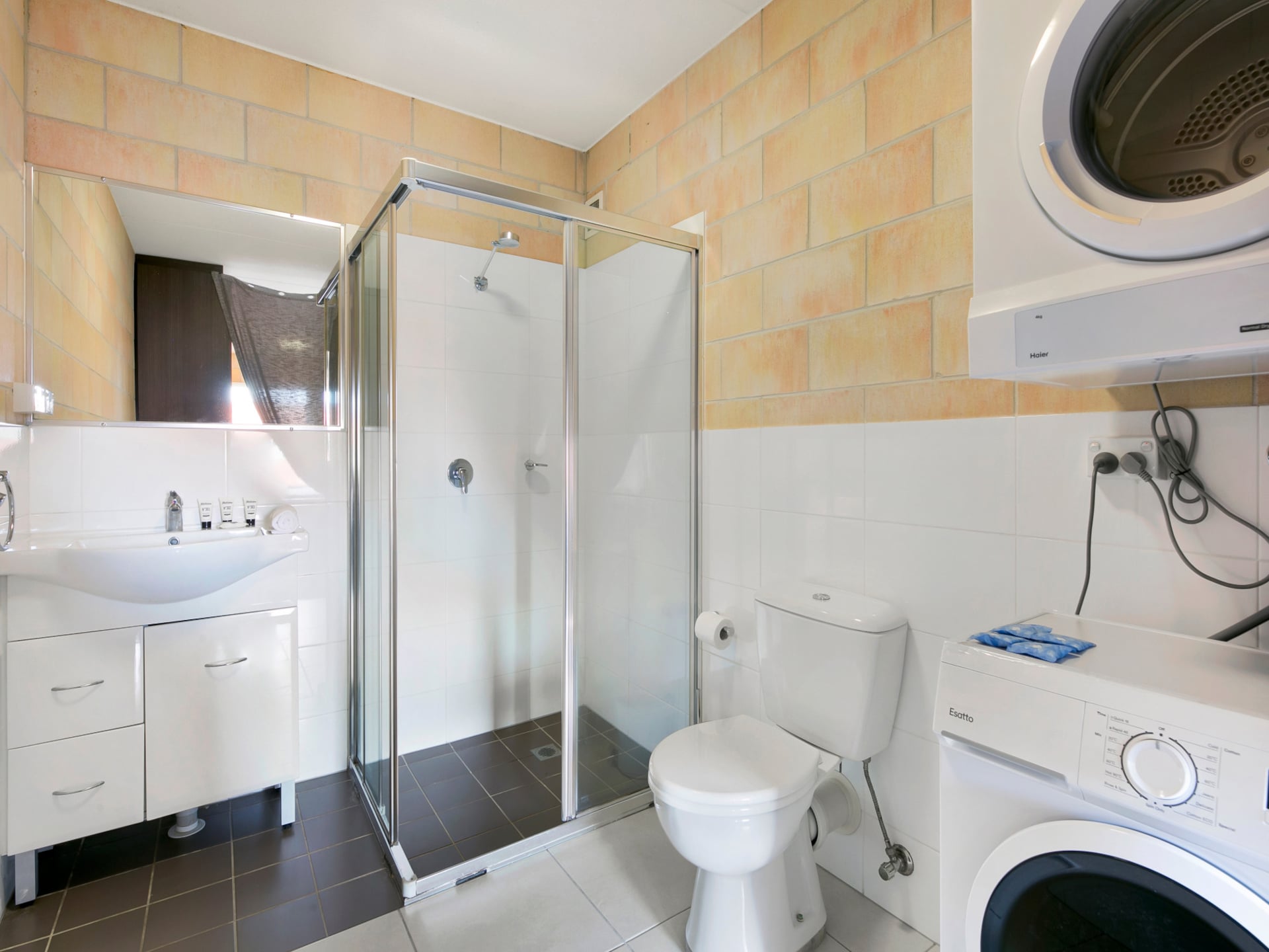 Stijlvol appartement in Southport met zwembad en dakterras - foto 12