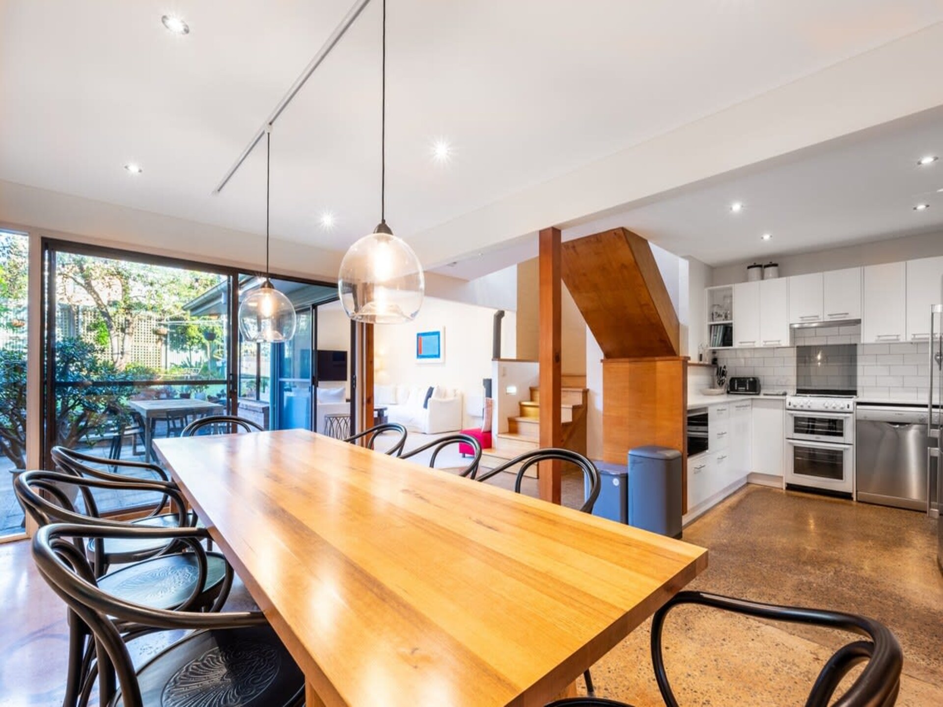 Ruim appartement in Queens Park met 4 slaapkamers - foto 7