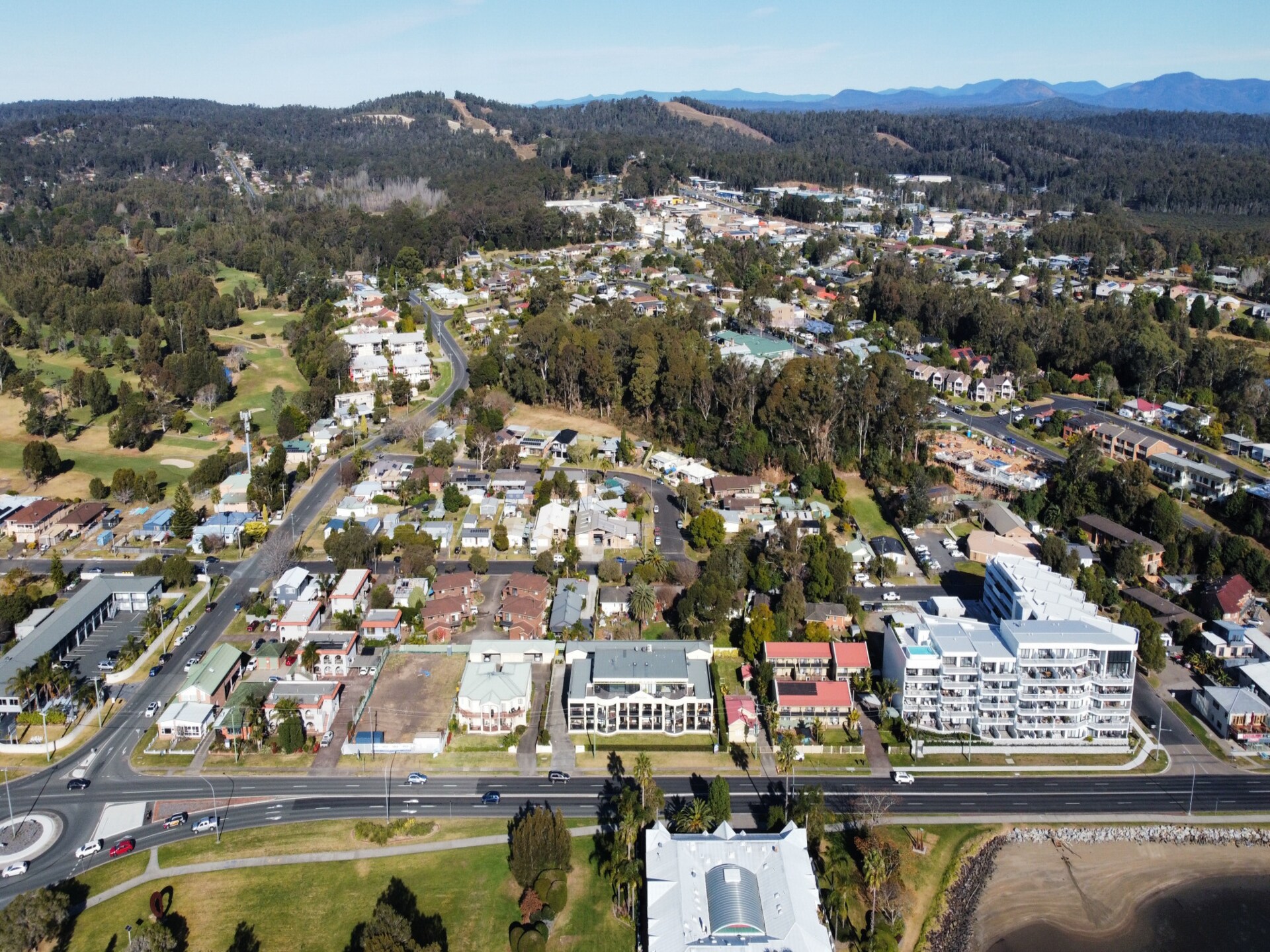 Elegant appartement met weids uitzicht op de baai in Batemans Bay - foto 15