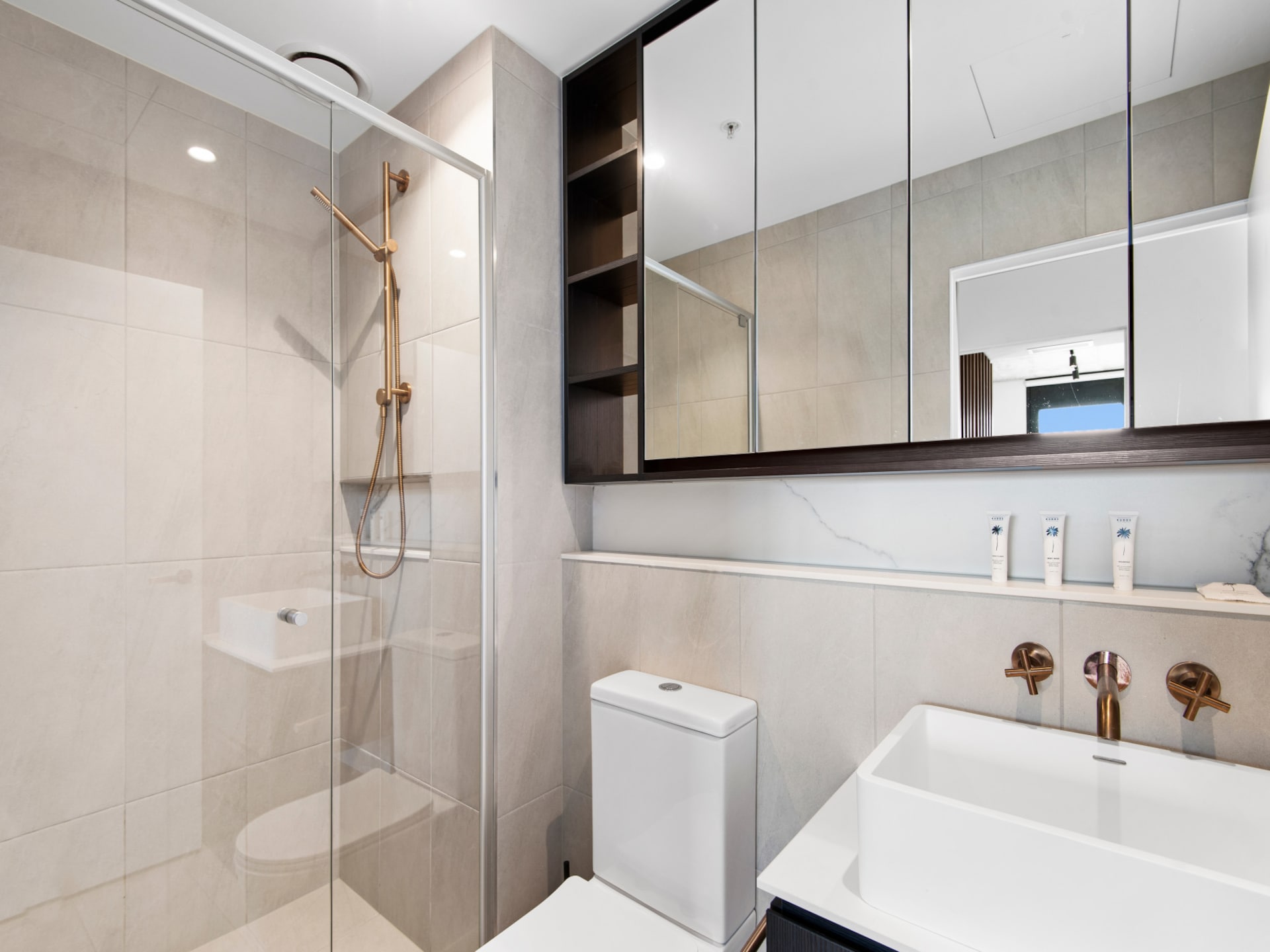 Luxe appartement in Cremorne met stadszicht, gym en spa - foto 9