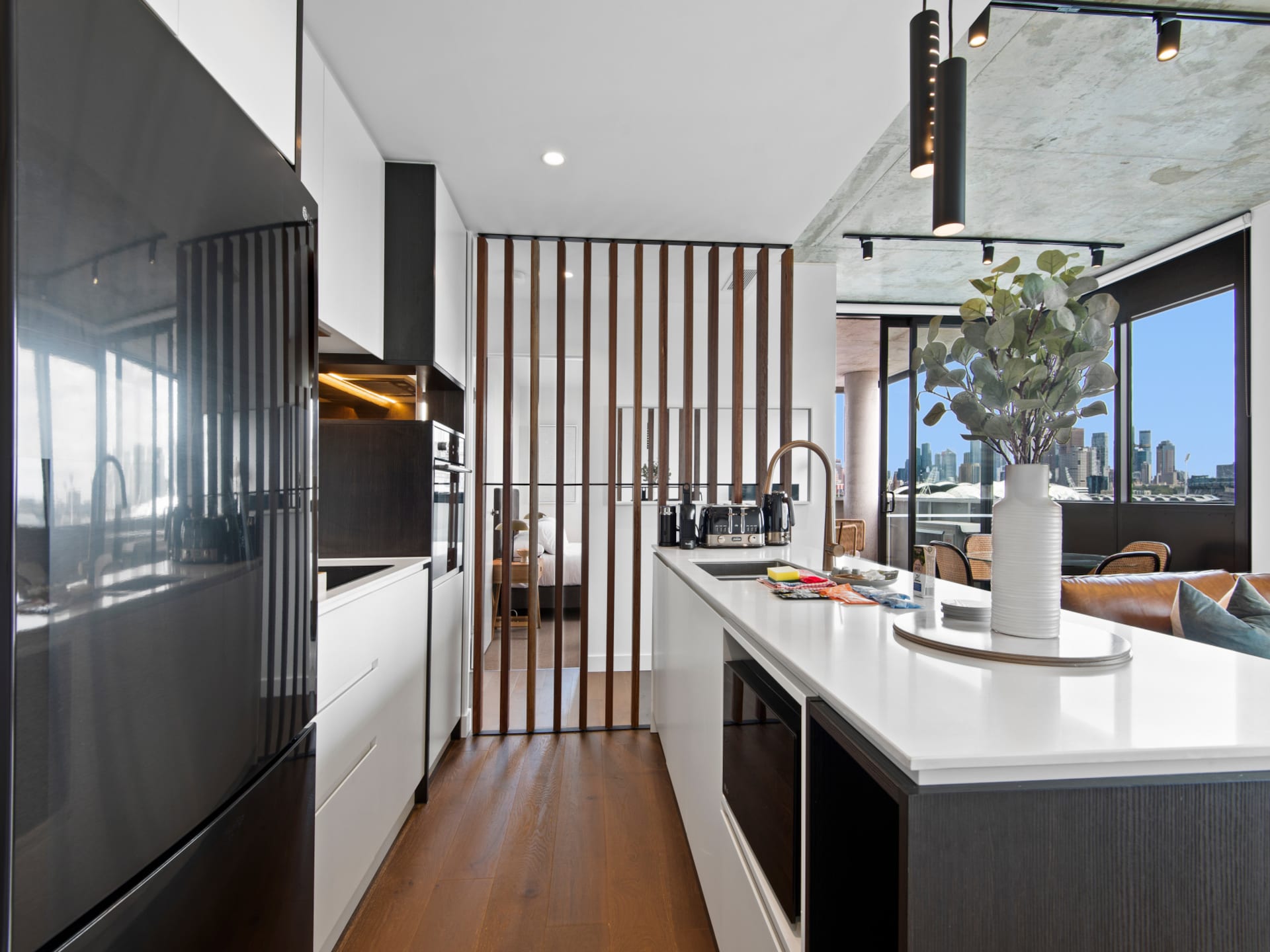 Luxe appartement in Cremorne met stadszicht, gym en spa - foto 11