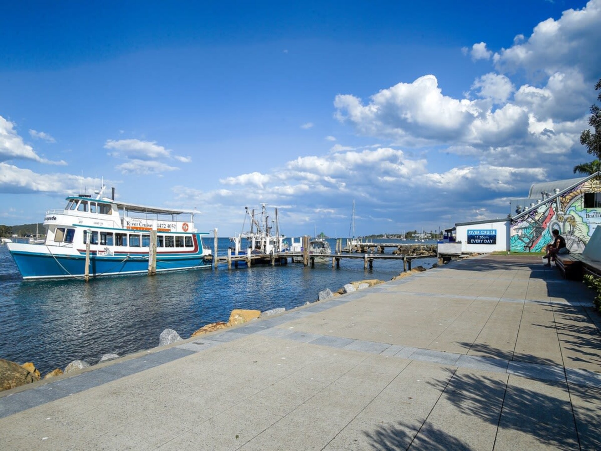Modern appartement in North Batemans Bay met rivieruitzicht - foto 15