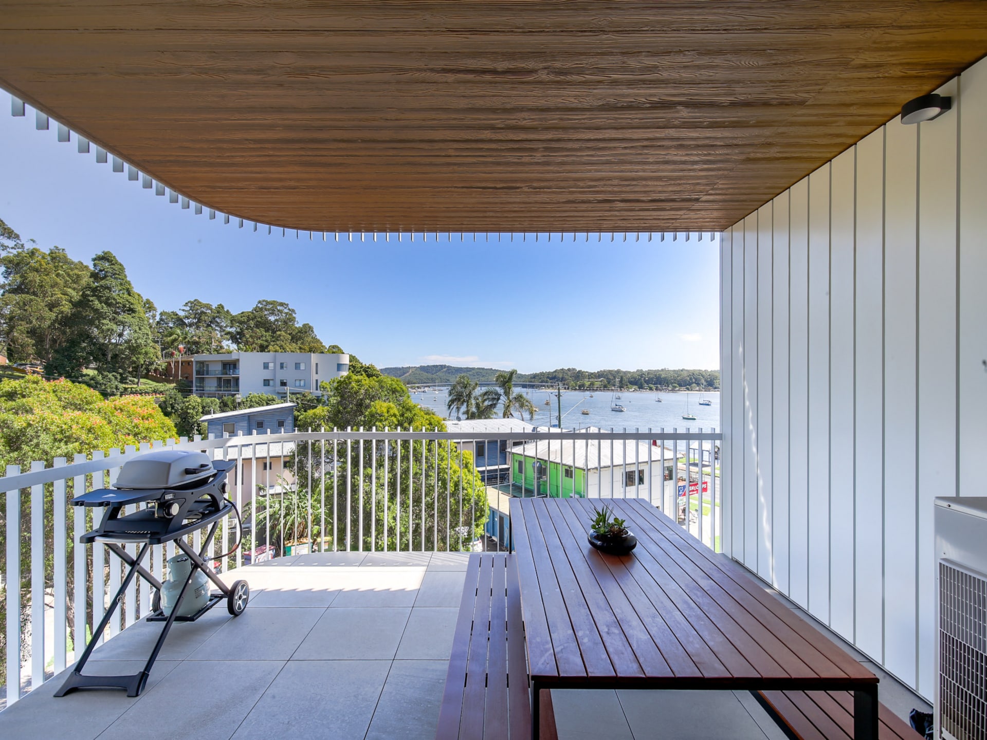 Luxe appartement in Batemans Bay met balkon aan het water - foto 19