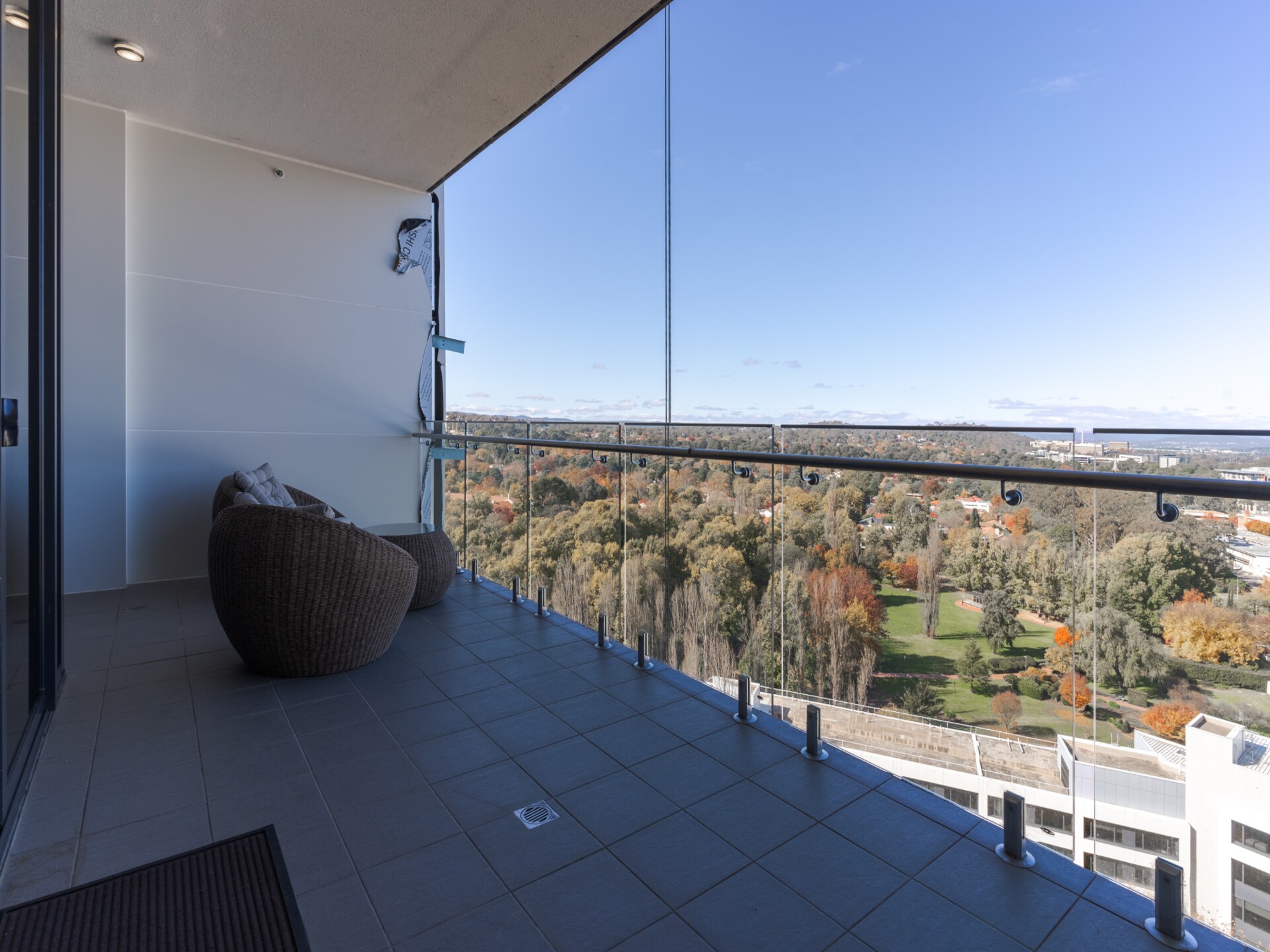 Modern appartement in City met uitzicht op Lake Burley Griffin - foto 20