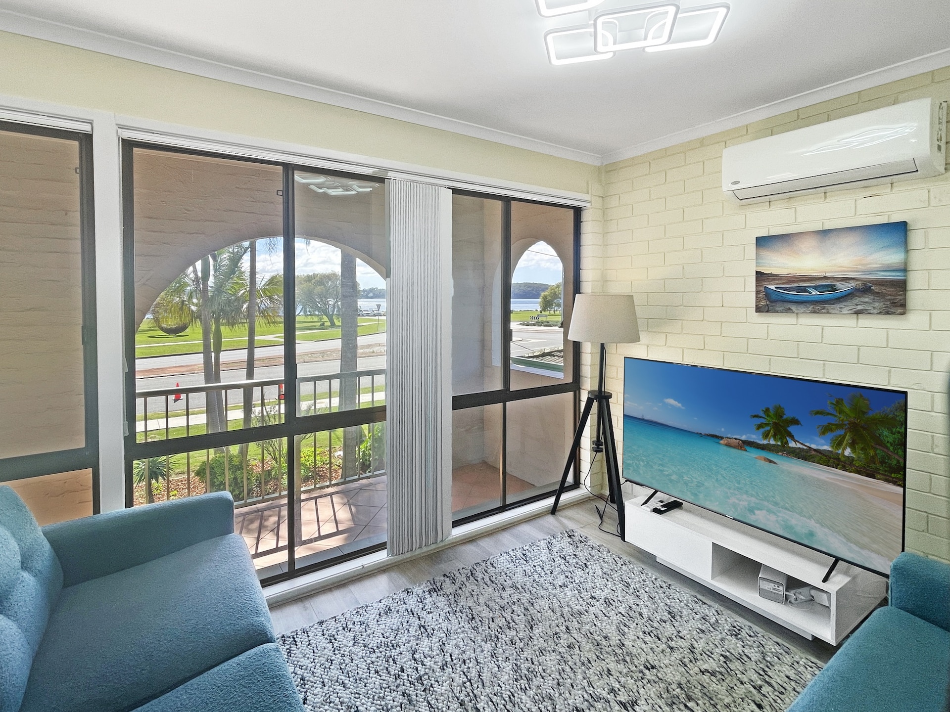 Charming 2-Bed Apartment with Bay Views - foto 2