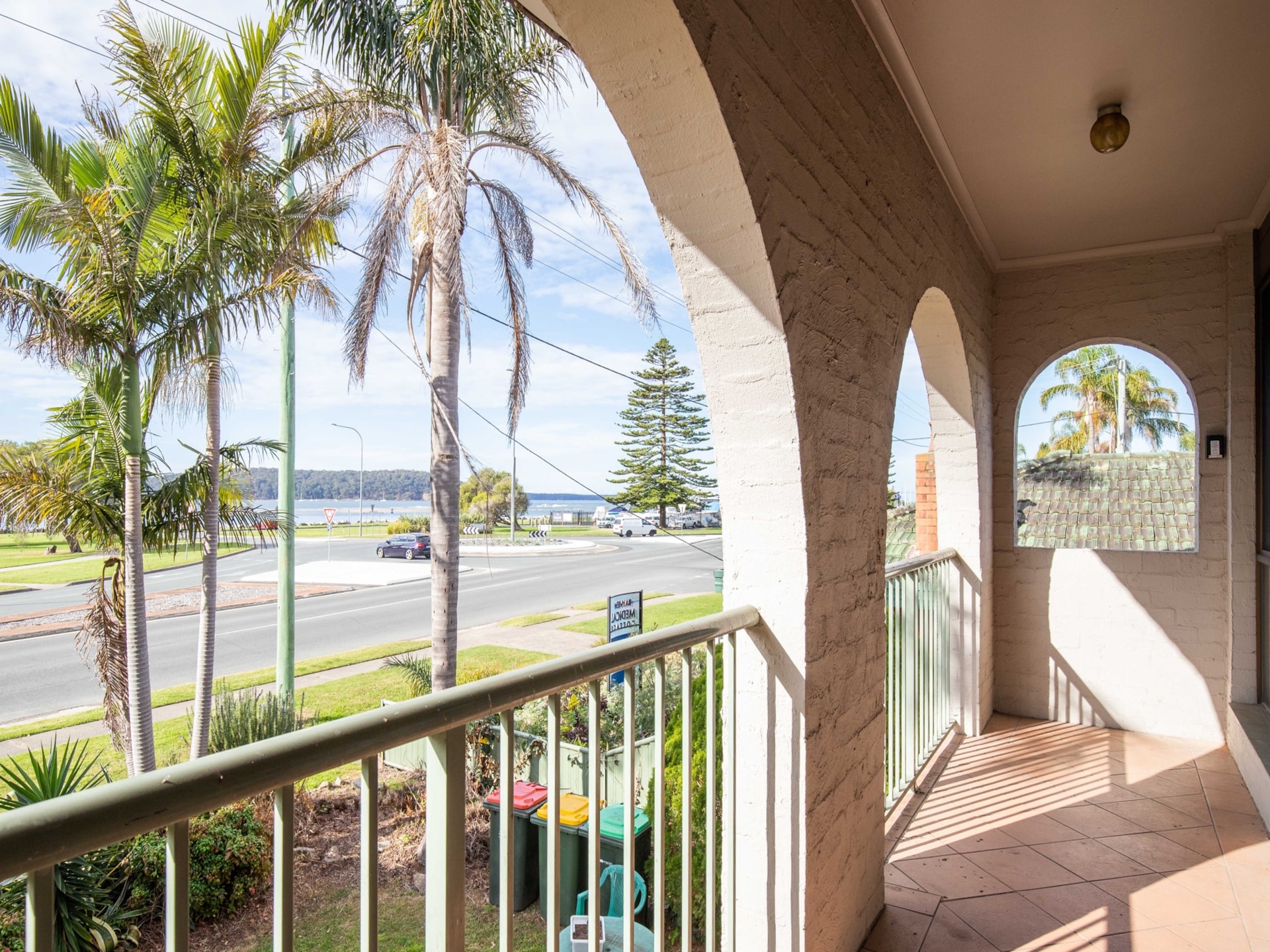 Charming 2-Bed Apartment with Bay Views - foto 9