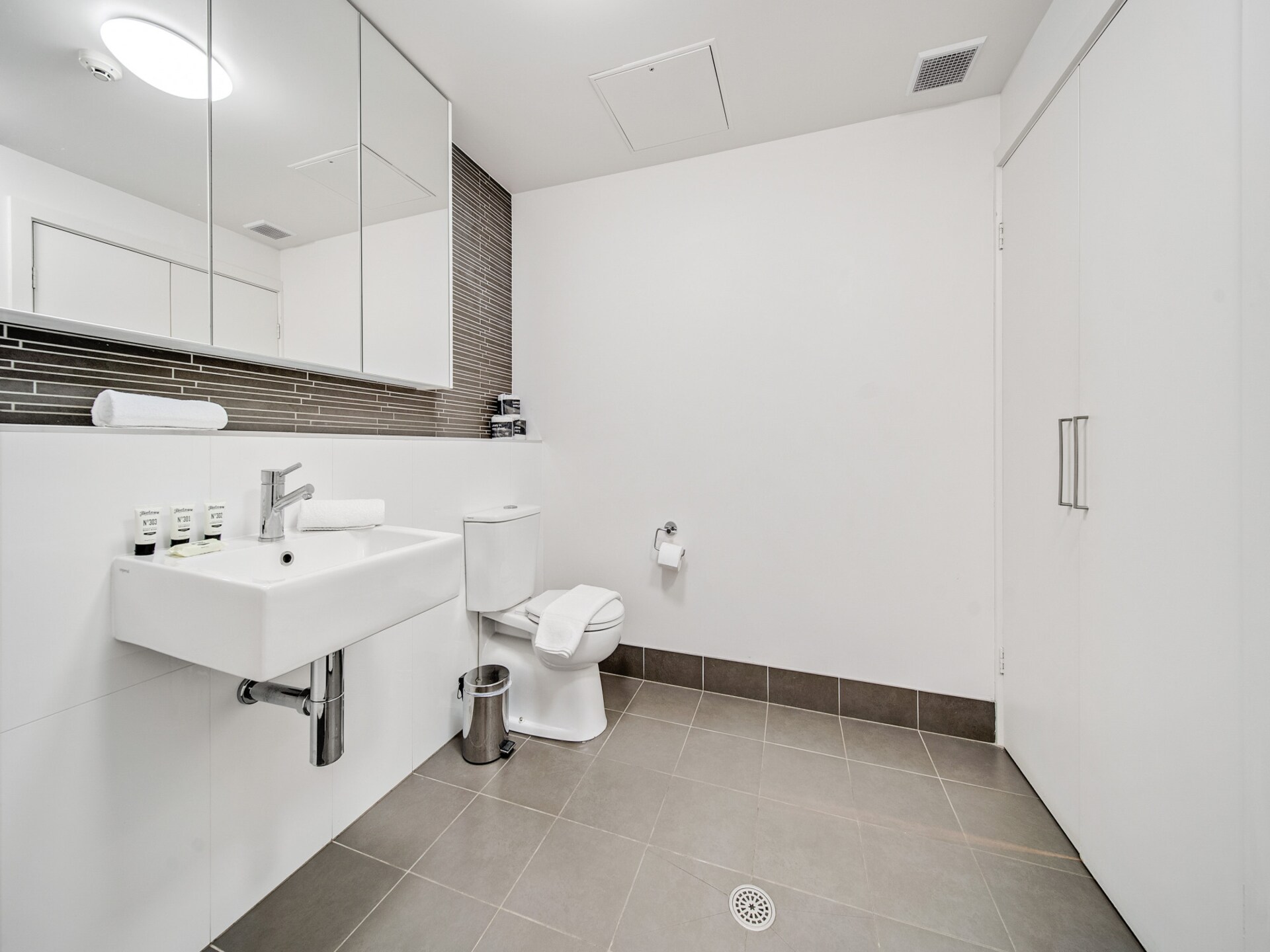 Modern appartement met 2 slaapkamers in Greenway - foto 26