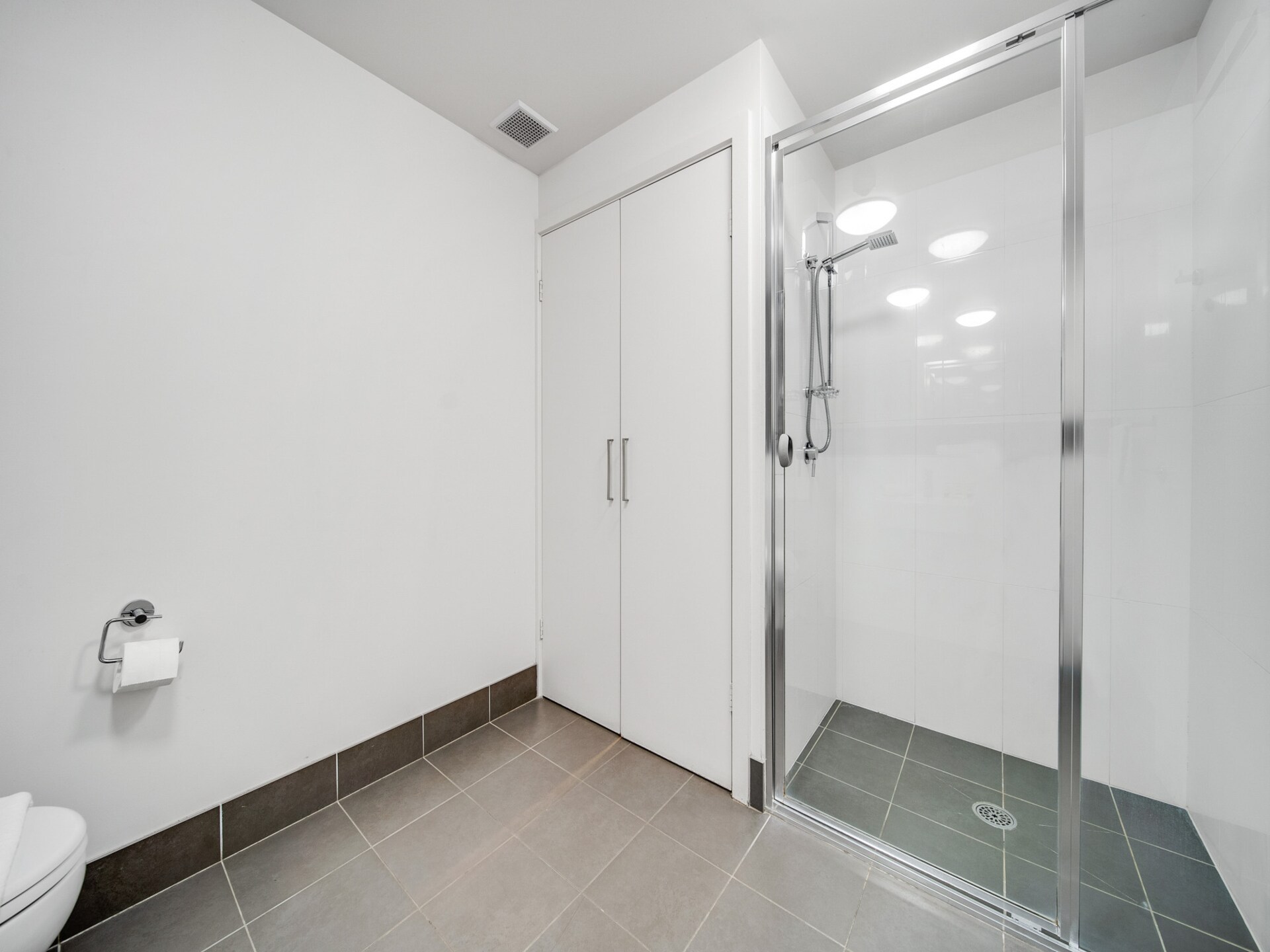 Modern appartement met 2 slaapkamers in Greenway - foto 25