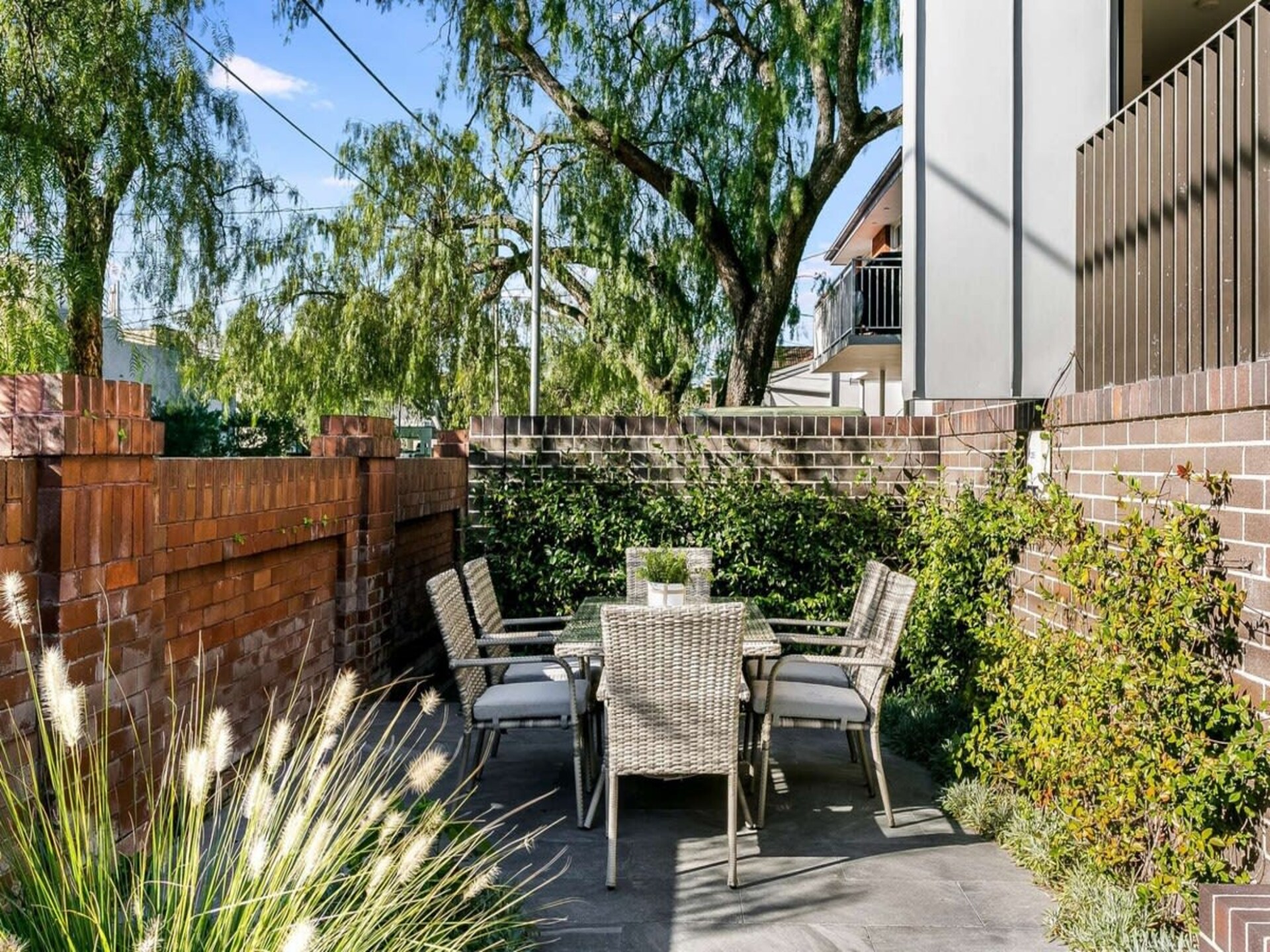 Luxe architectenwoning met zonnige patio op loopafstand van Queenscliff Beach - foto 5