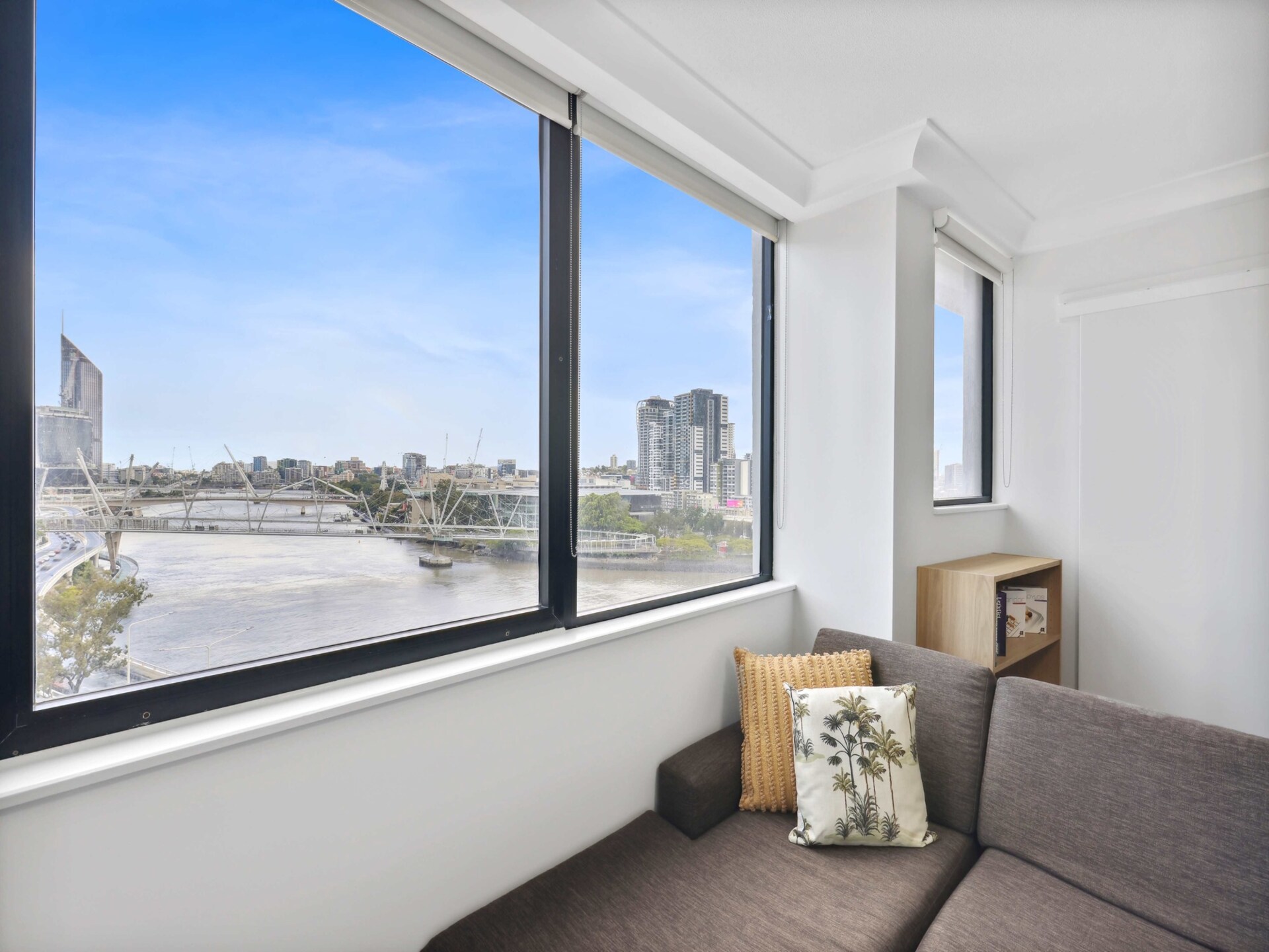 Chic appartement aan de Brisbane River met fenomenaal uitzicht - foto 1