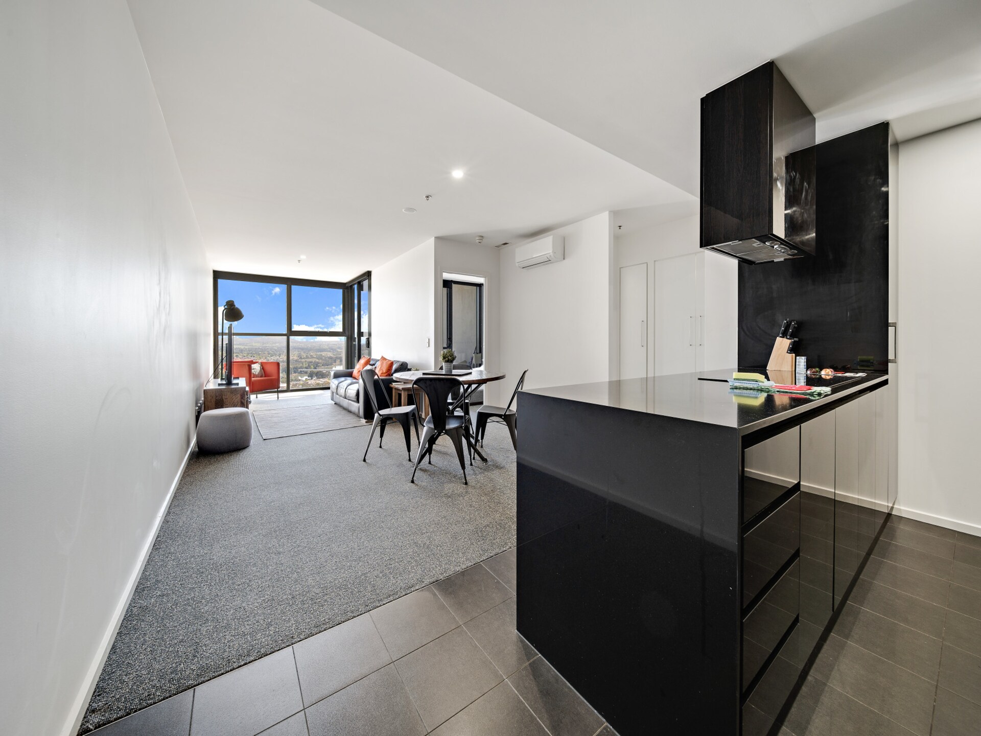 Modern appartement in Belconnen met uitzicht op Lake Ginninderra - foto 11