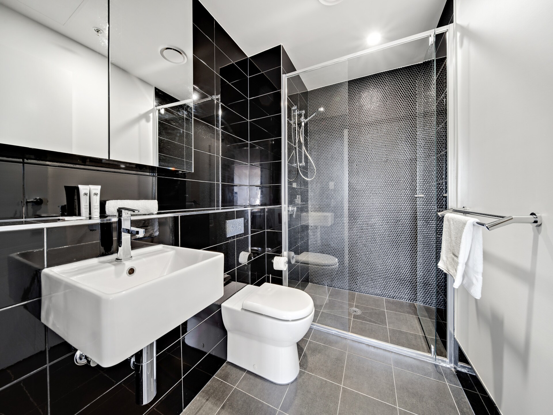 Modern appartement in Belconnen met uitzicht op Lake Ginninderra - foto 13