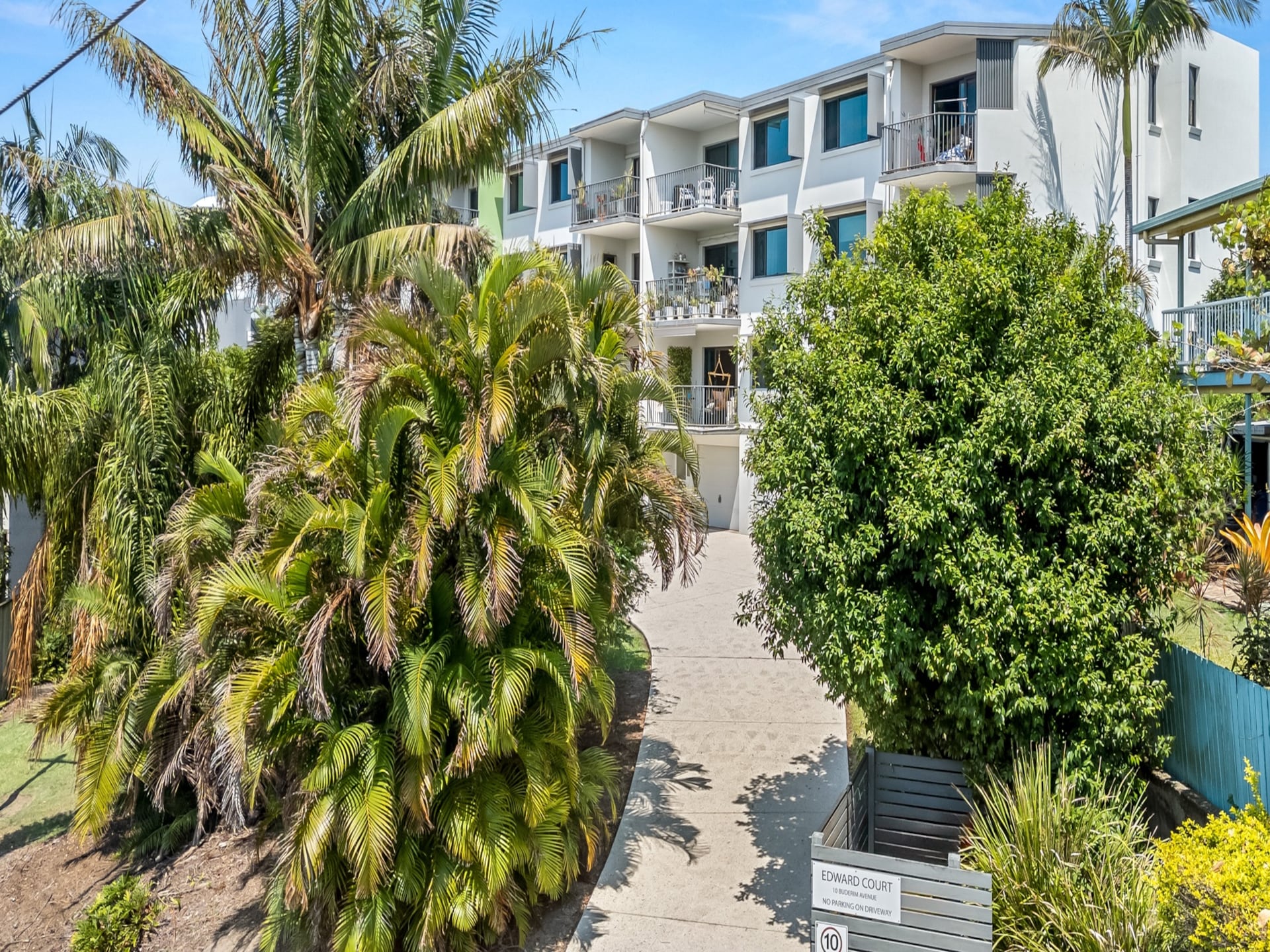 Licht appartement in Alexandra Headland met uitzicht op de oceaan - foto 17