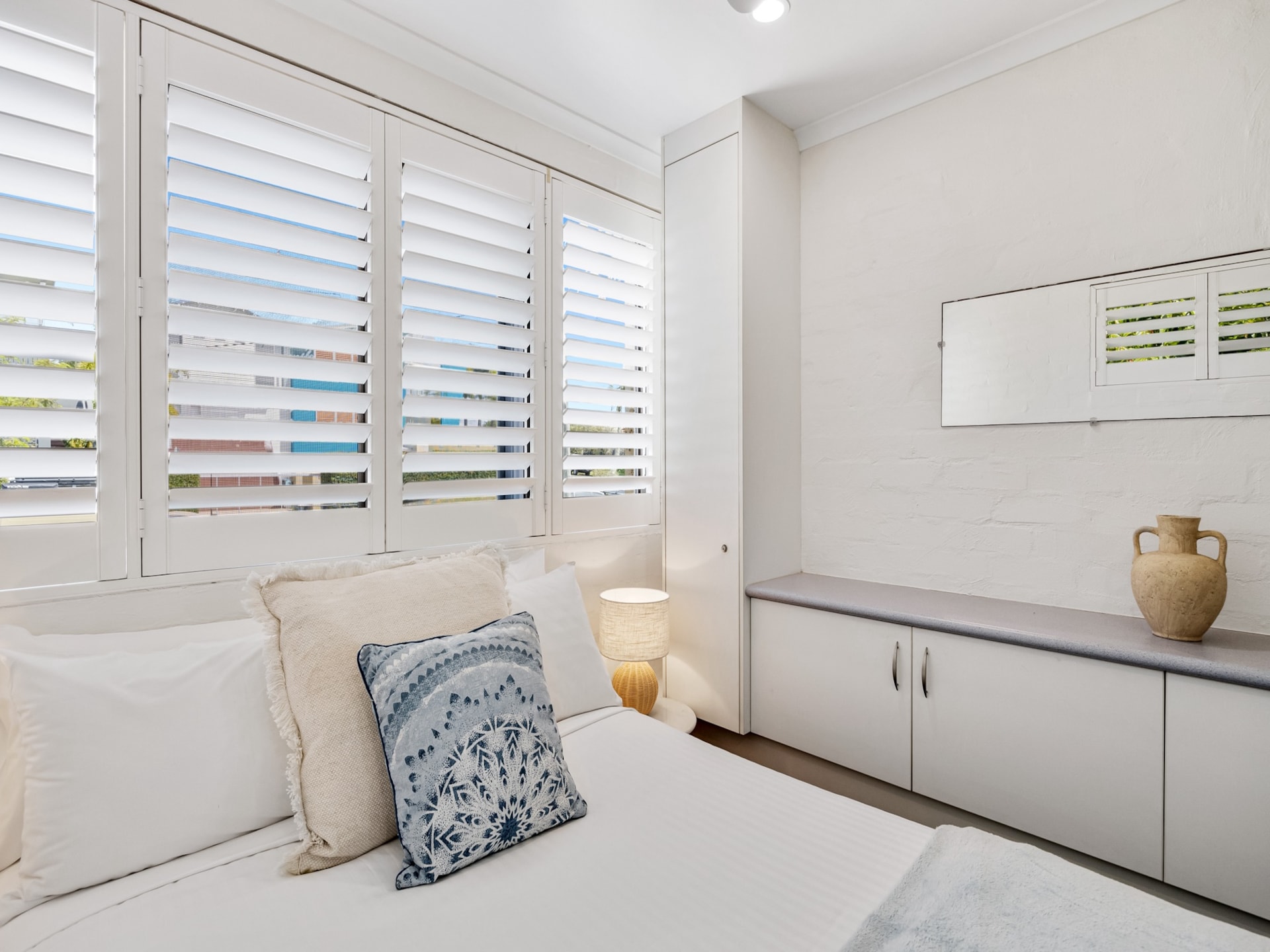 Licht appartement met oceaanzicht in Alexandra Headland - foto 4