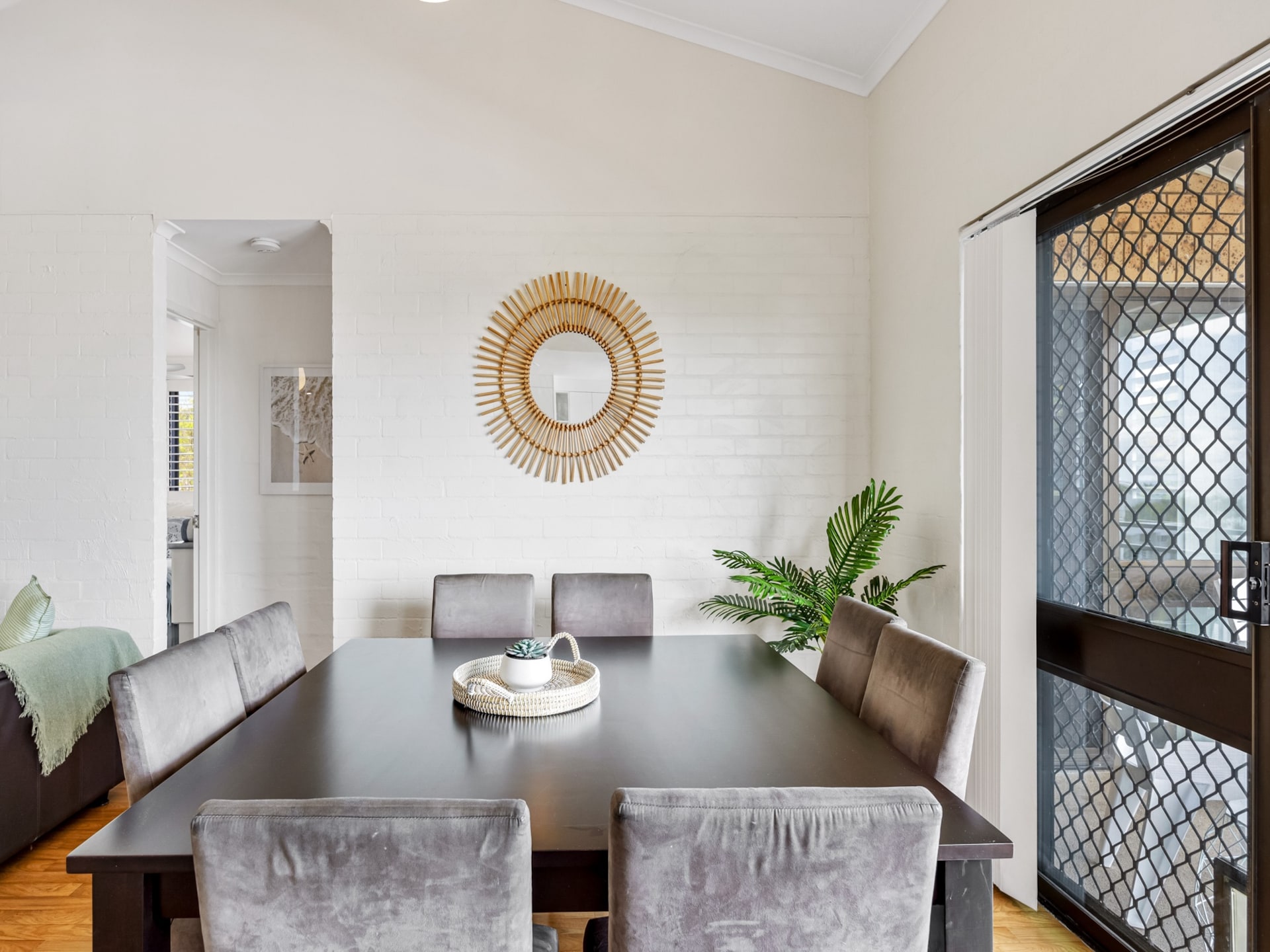Licht appartement met oceaanzicht in Alexandra Headland - foto 9