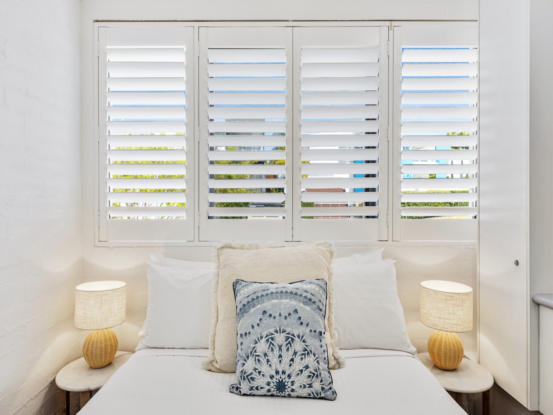 Licht appartement met oceaanzicht in Alexandra Headland - foto 12