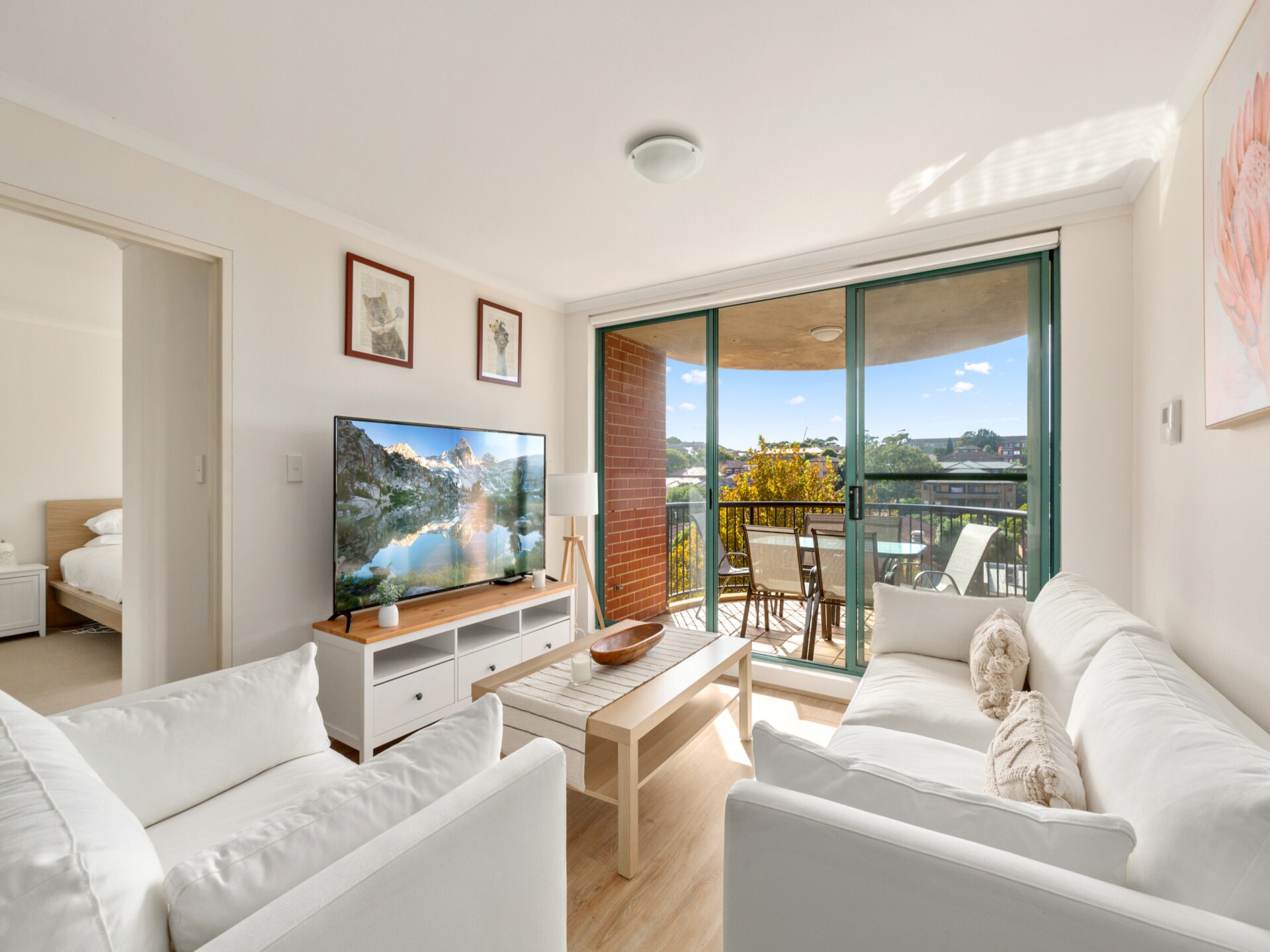 Ruim appartement met 3 slaapkamers en balkon in Kingsford - foto 3