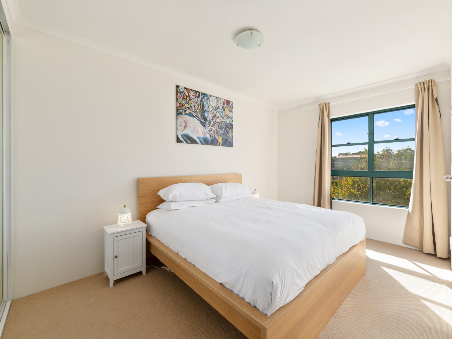 Ruim appartement met 3 slaapkamers en balkon in Kingsford - foto 8