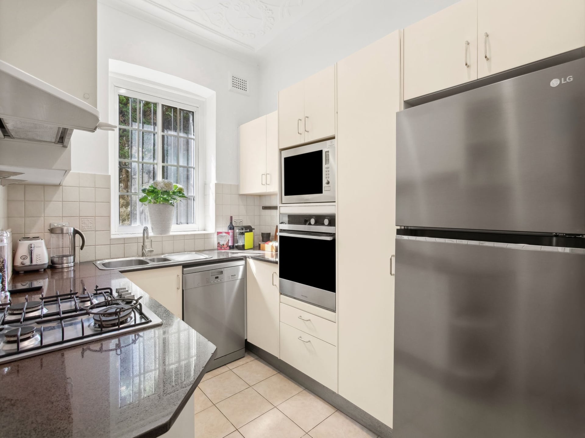Luxe appartement met uitzicht op Rose Bay Marina - foto 9