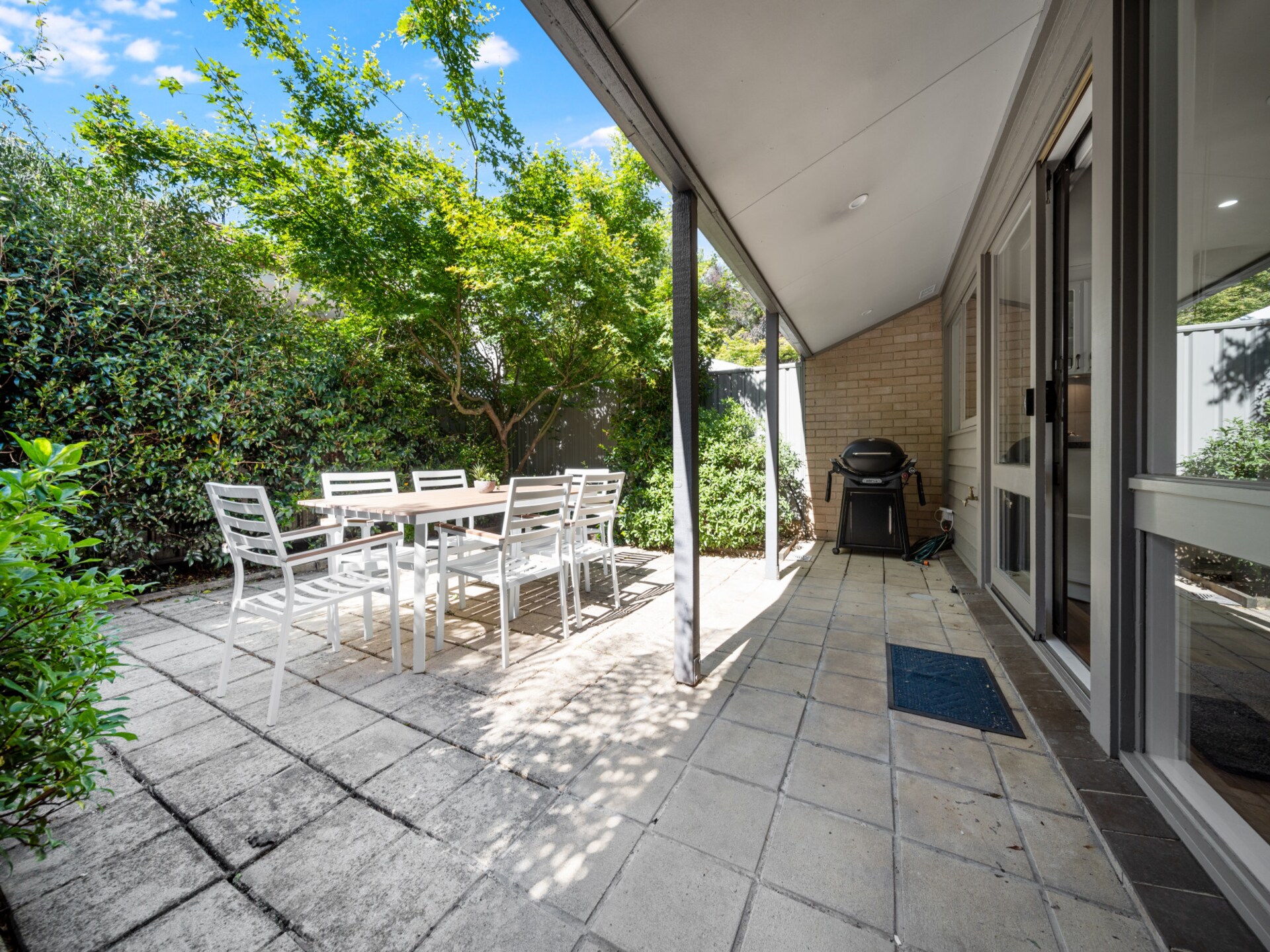 Licht appartement in Kingston met patio en parkeergelegenheid - foto 5