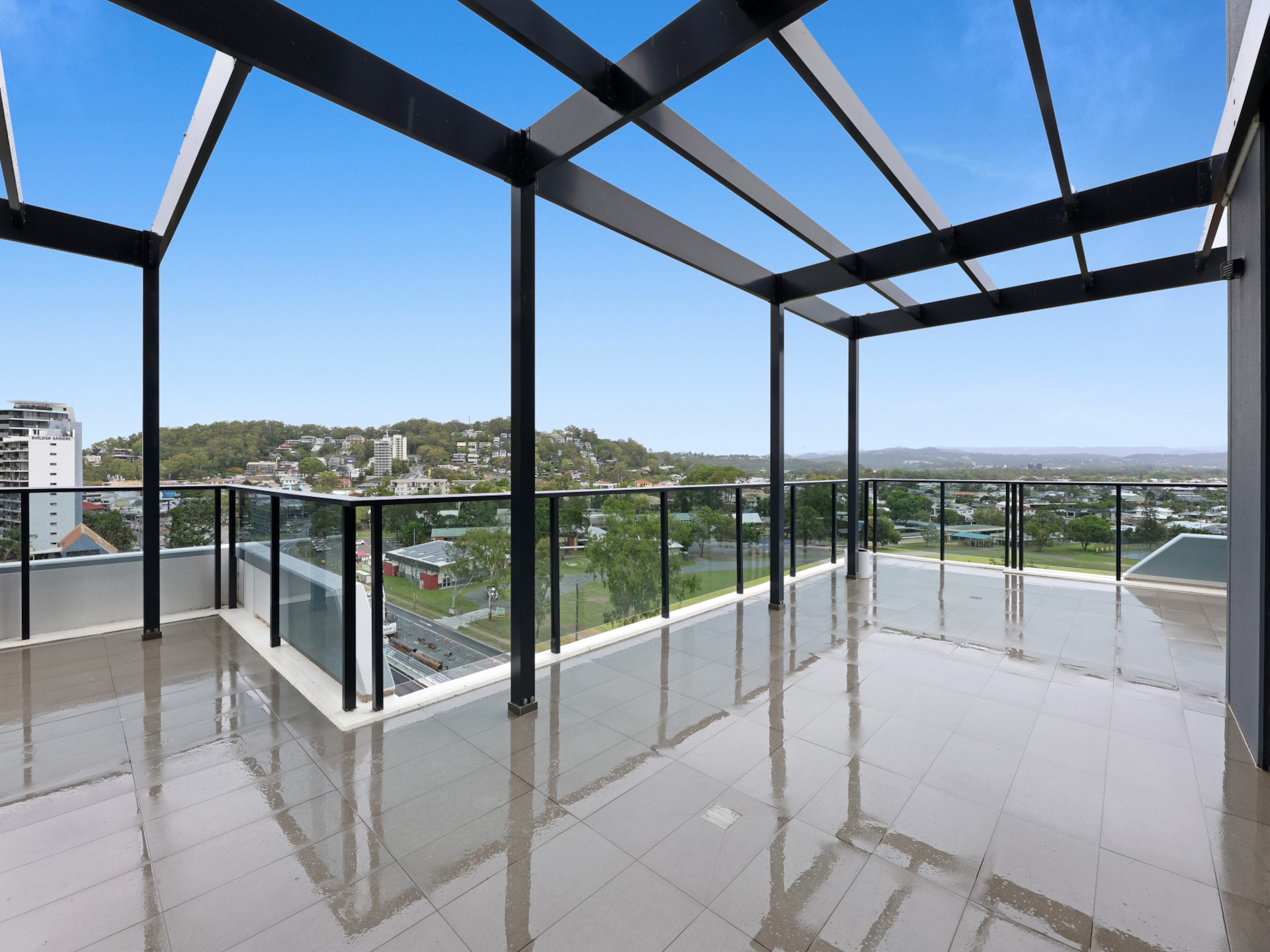 Luxe appartement in Burleigh Heads met oceaanzicht - foto 11