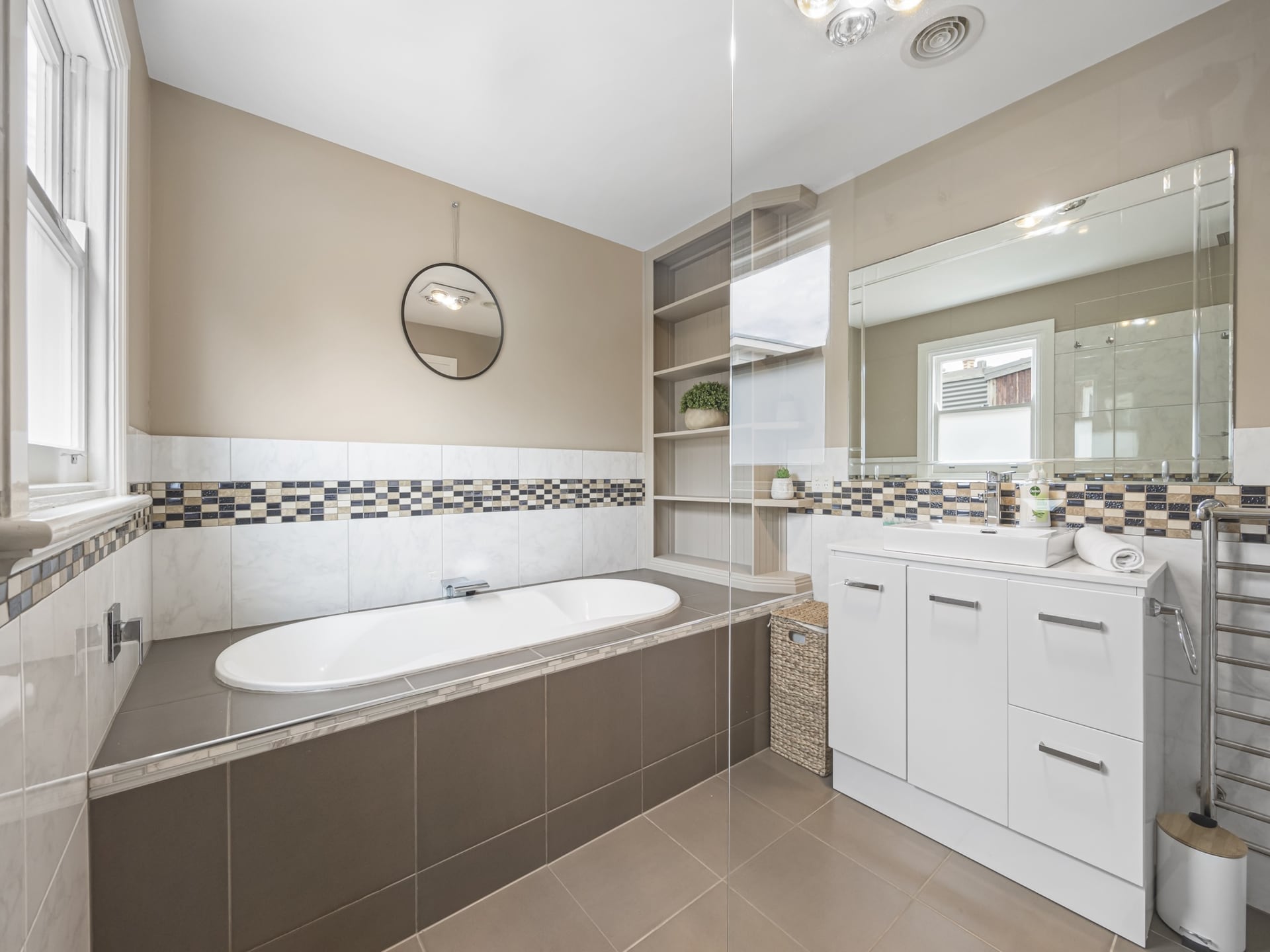 Stijlvol appartement met 3 slaapkamers in Golden Point - foto 12