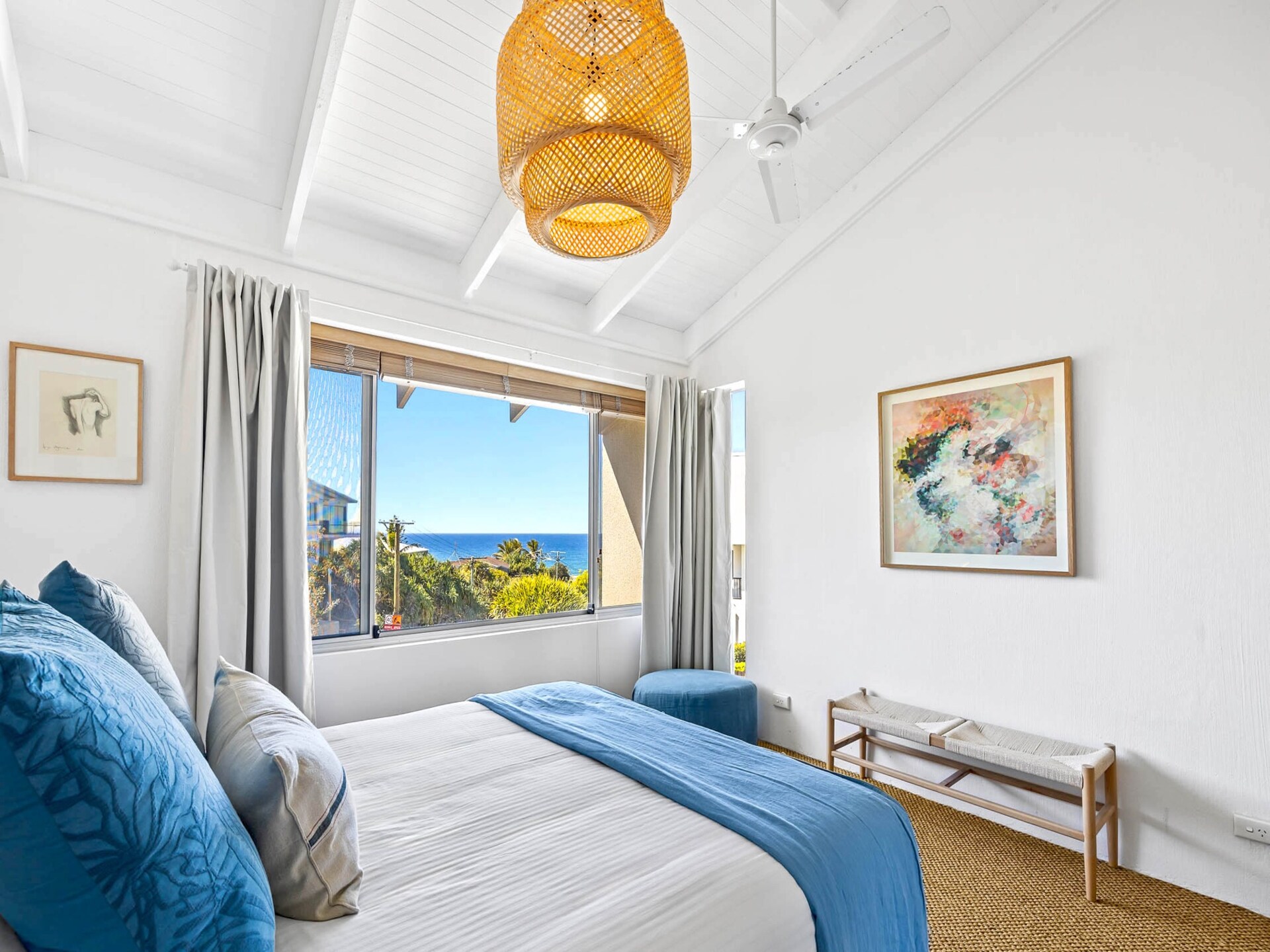 Licht appartement met zwembad en oceaanzicht in Sunshine Beach - foto 18